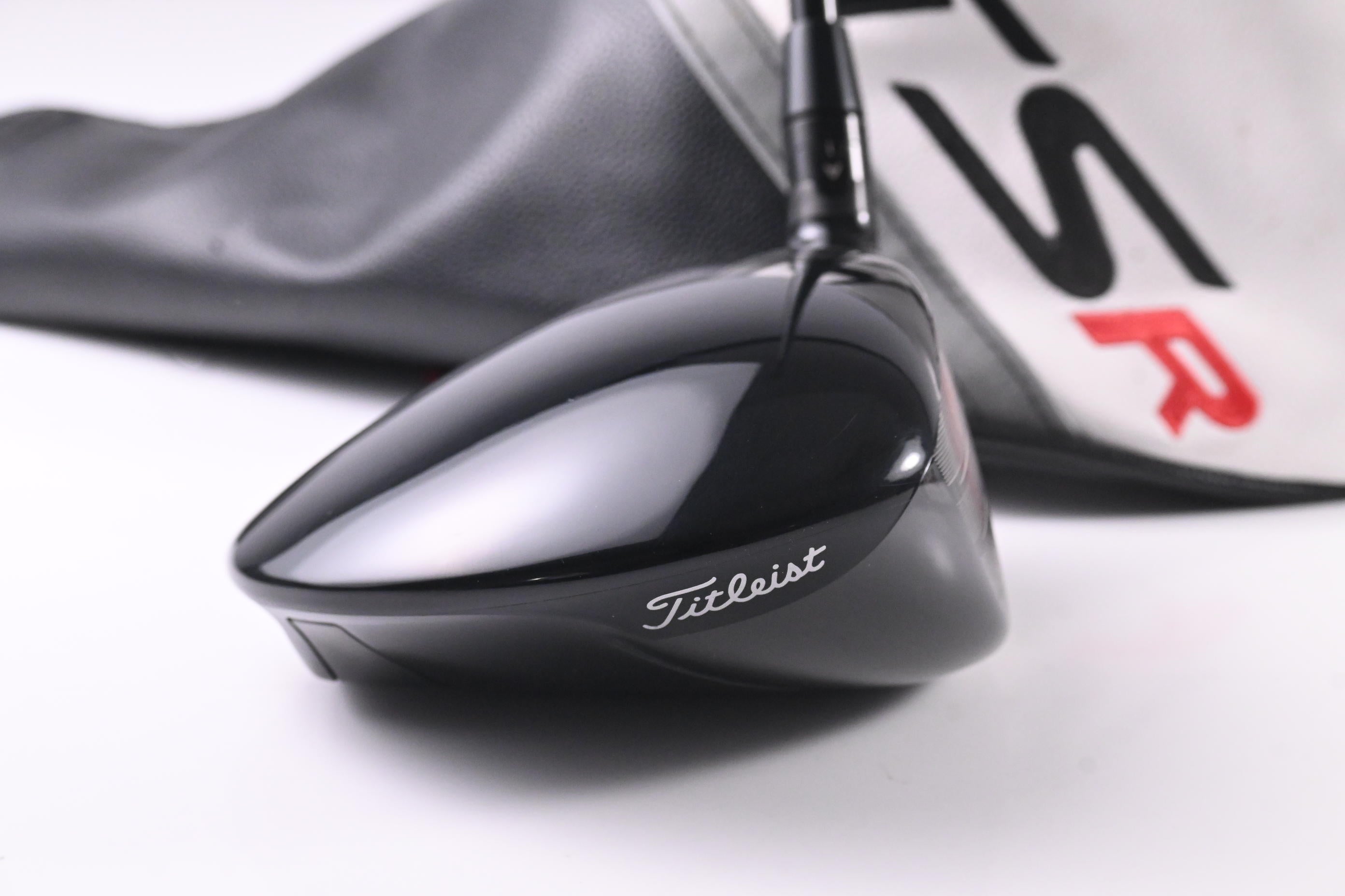 Titleist TSR2 Driver / 11 Degree / Regular Flex HZRDUS Smoke RDX 60 Shaft