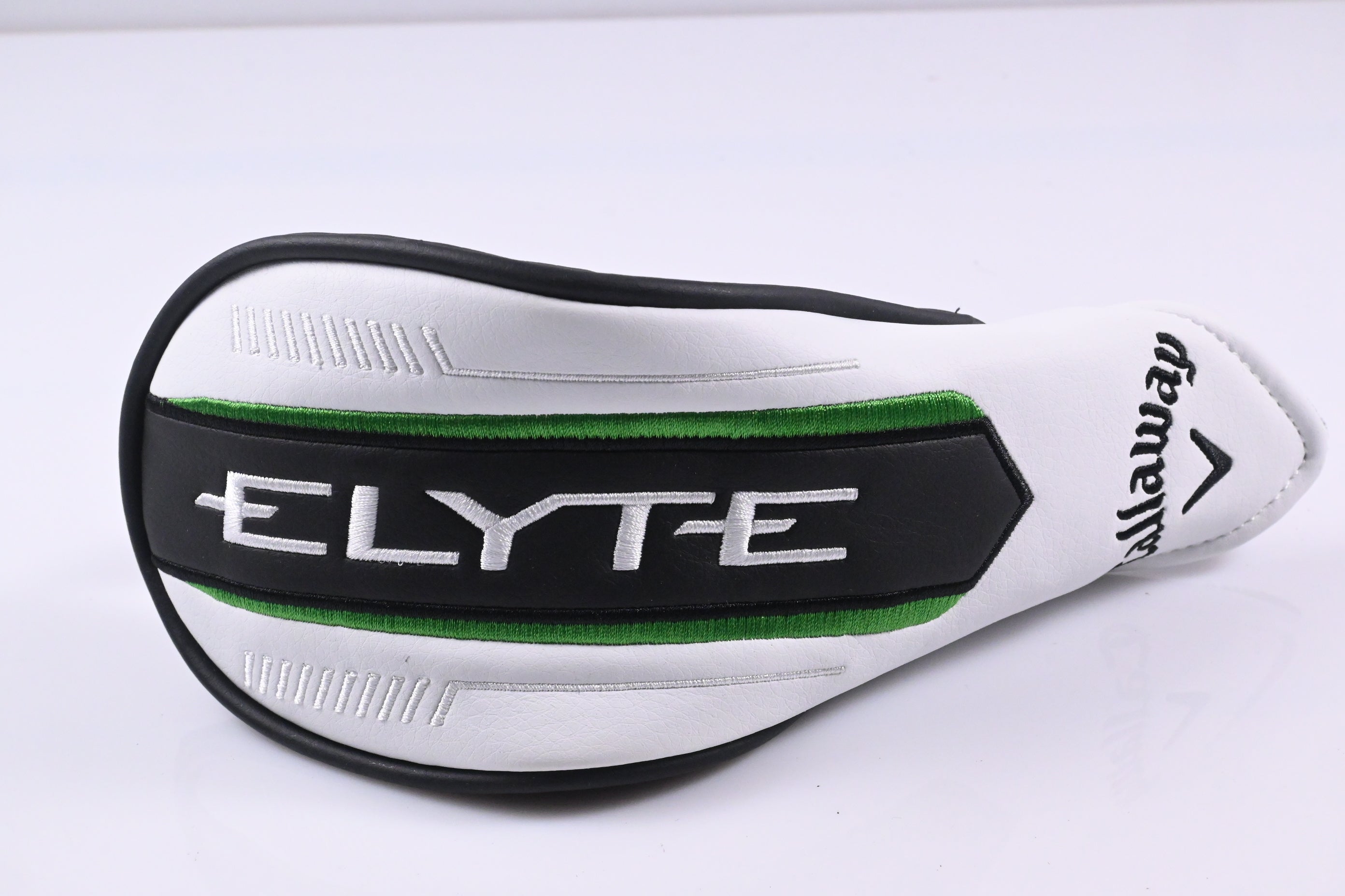 Callaway Elyte X #4 Hybrid / 21 Degree / Regular Flex Denali Charcoal 60 Shaft