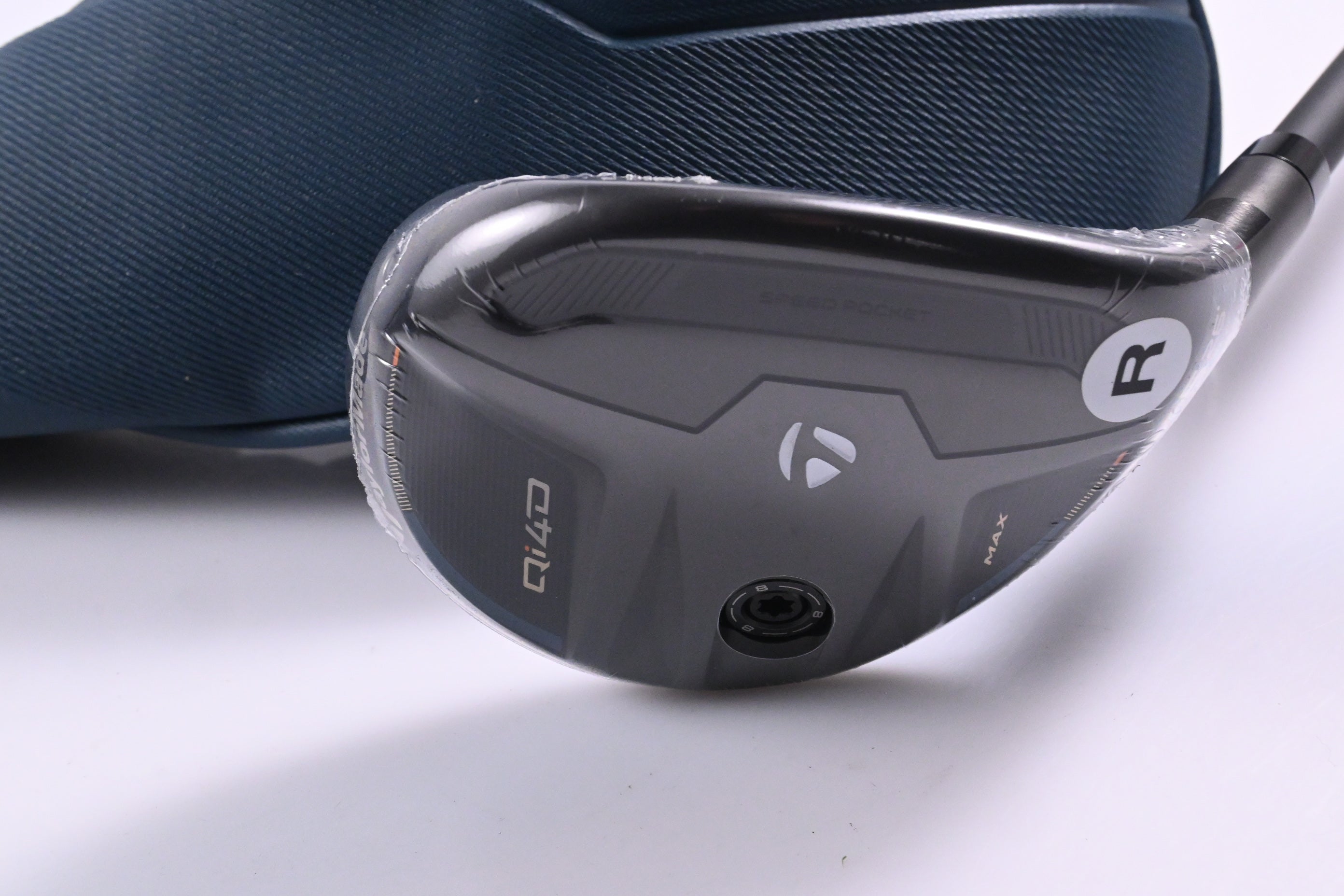 Taylormade Qi4D Max #5 Hybrid / 26 Degree / Regular Flex Reax 50 Shaft