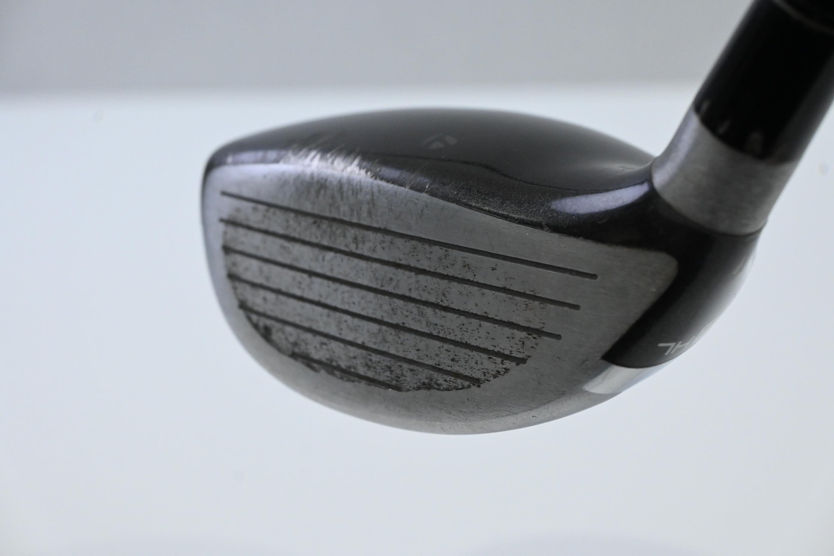 Taylormade SLDR #3 Wood / 17 Degree / Regular Flex Fujikura Speeder 77 Shaft