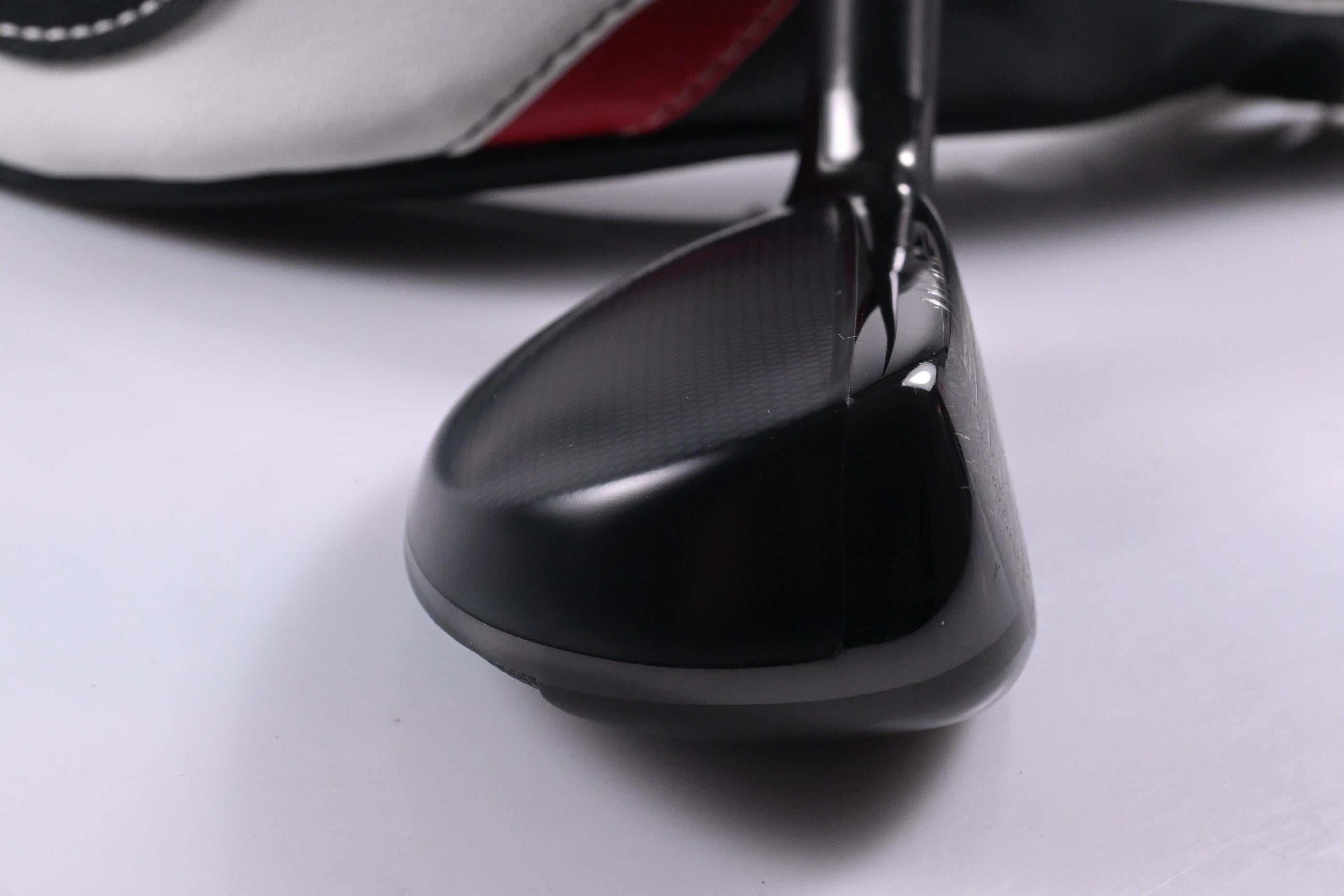 Taylormade SIM2 #3 Hybrid / 19.5 Degree / Stiff Flex Diamana Limited 75 Shaft
