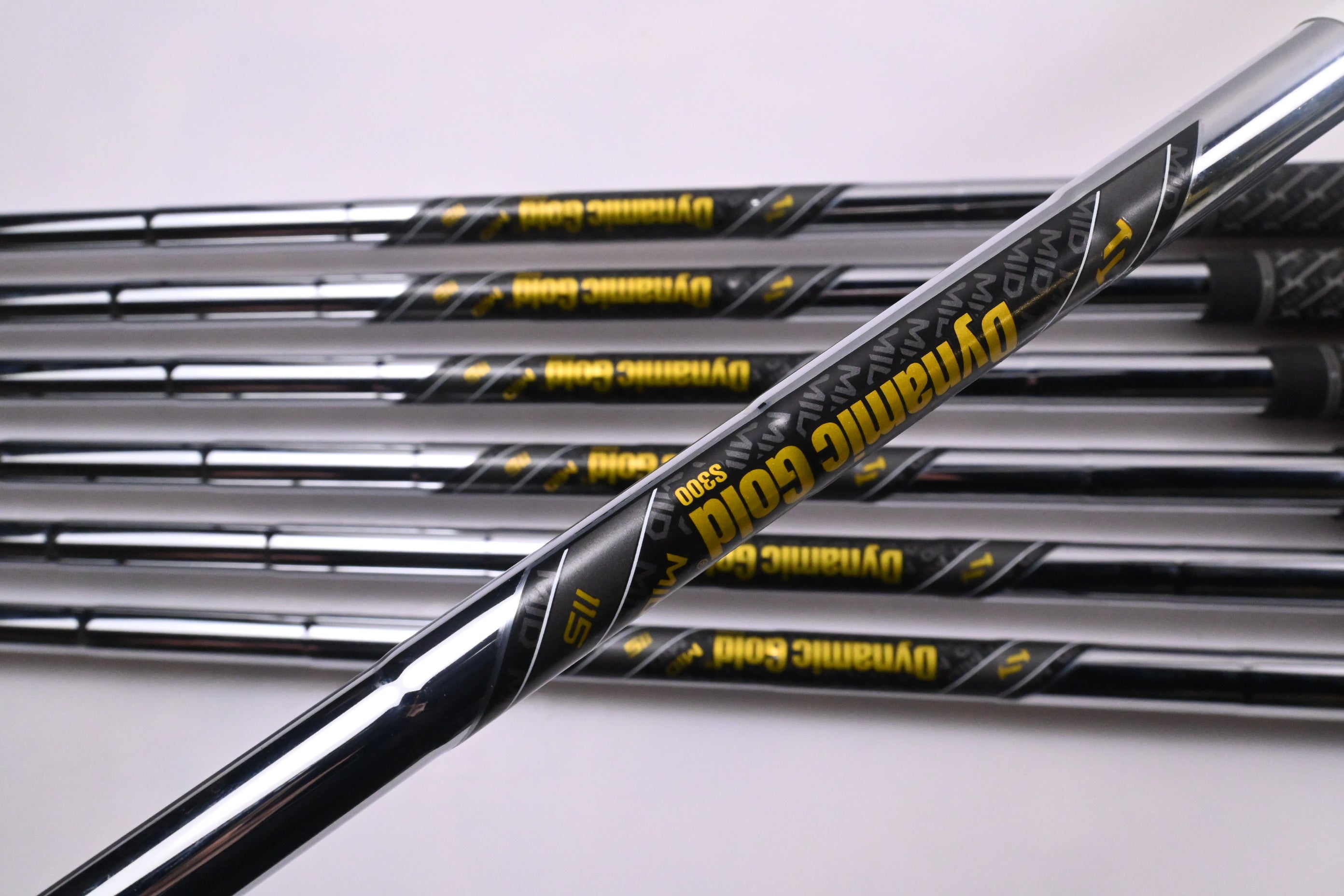 Callaway Apex CB 24 Irons / 4-PW / Stiff Flex Dynamic Gold Mid S300 115 Shaft