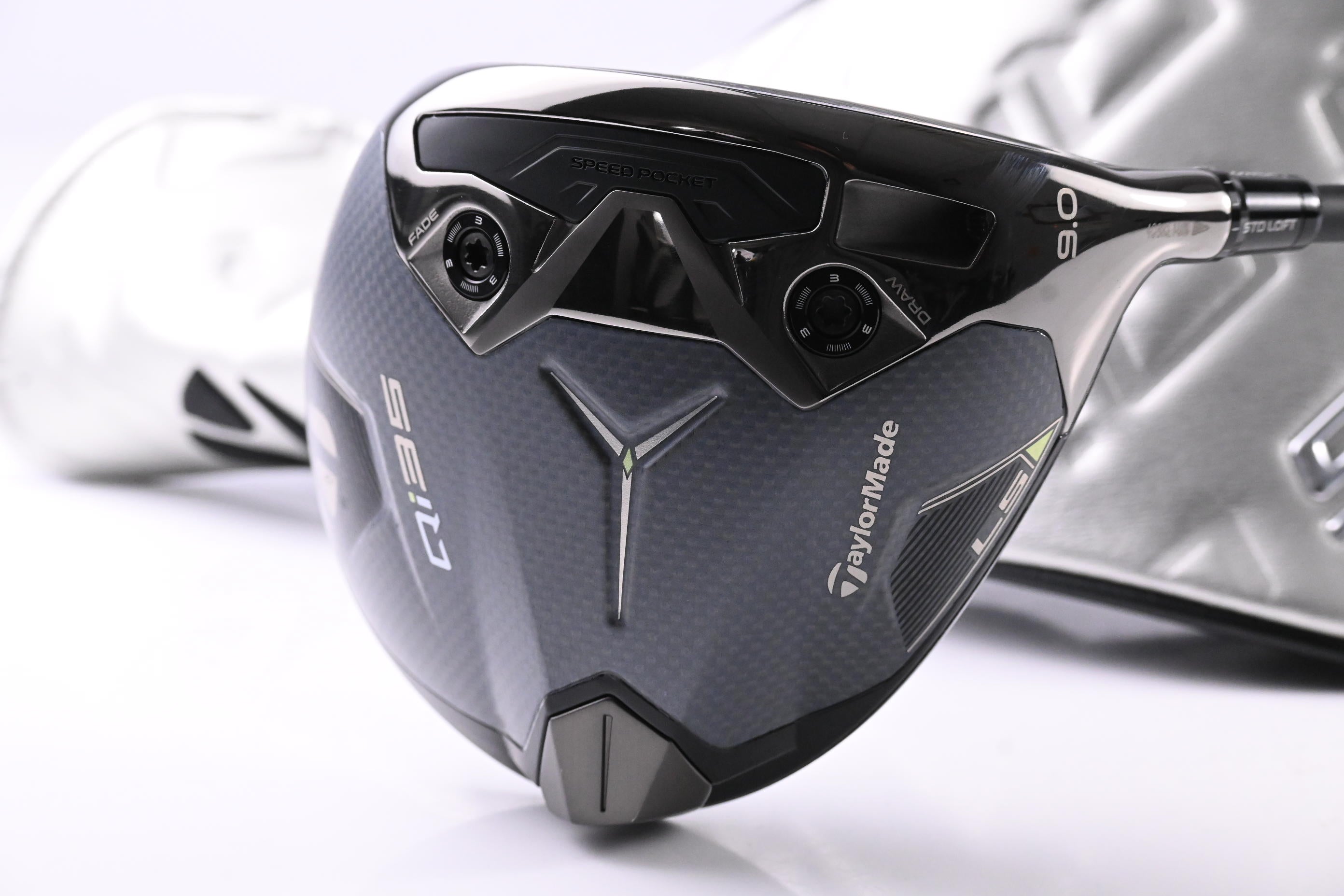 Taylormade Qi35 LS Driver / 9 Degree / Stiff Flex Kai'li CB Blue Dark Waves 60