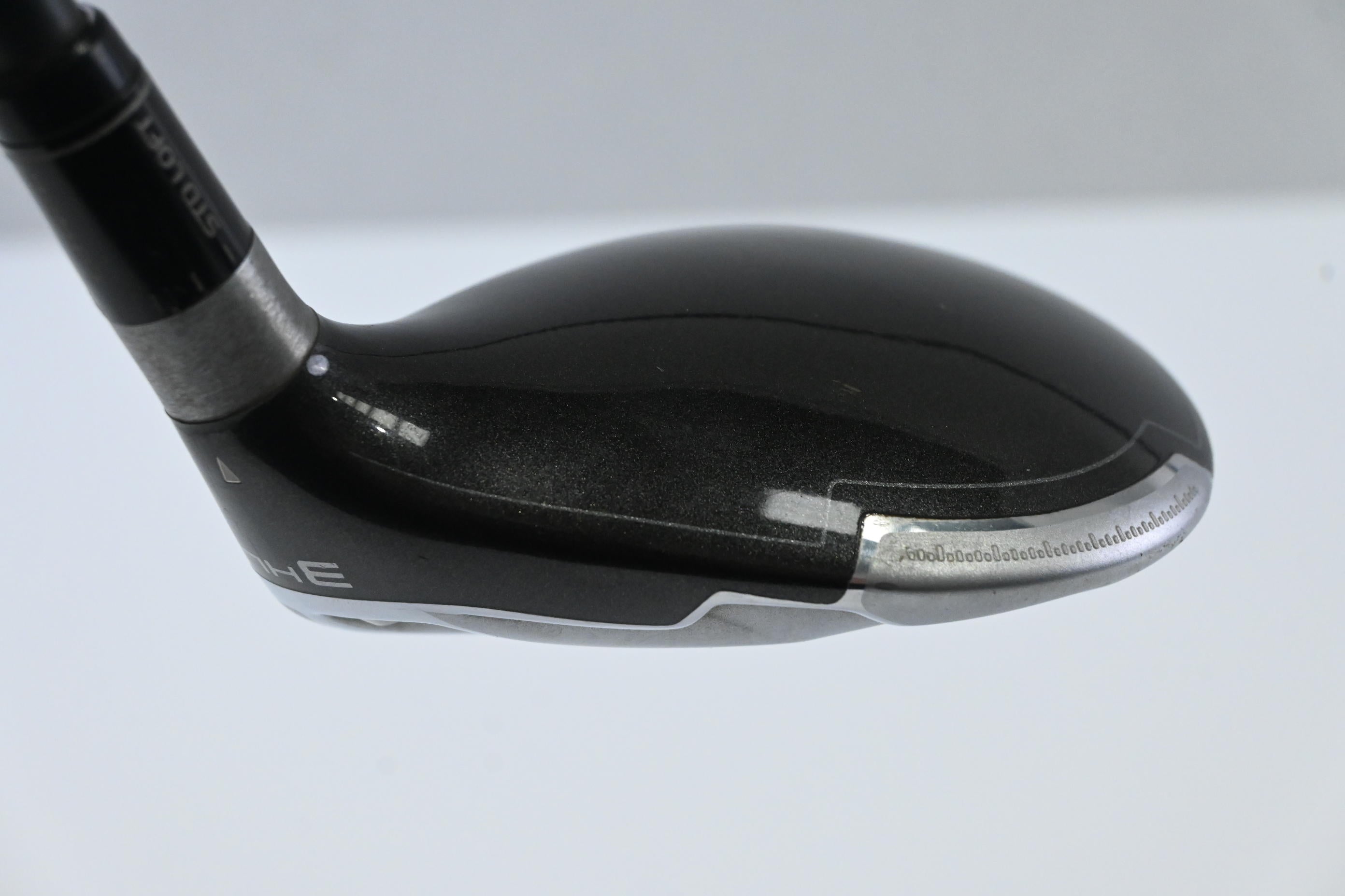 Taylormade SLDR #3 Wood / 17 Degree / Regular Flex Fujikura Speeder 77 Shaft