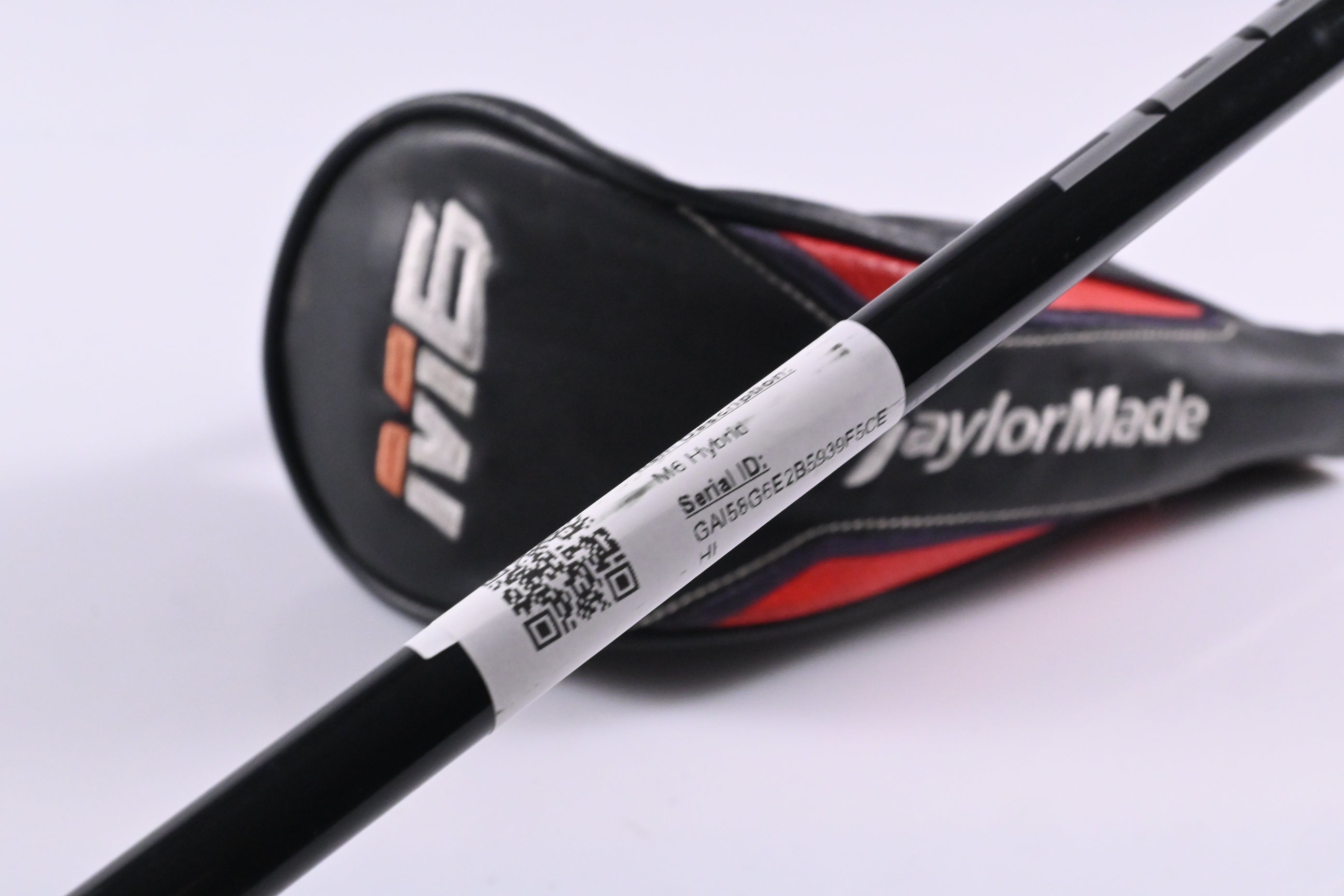 Taylormade M6 #4 Hybrid / 22 Degree / Regular Flex Fujikura Atmos Orange 6 Shaft