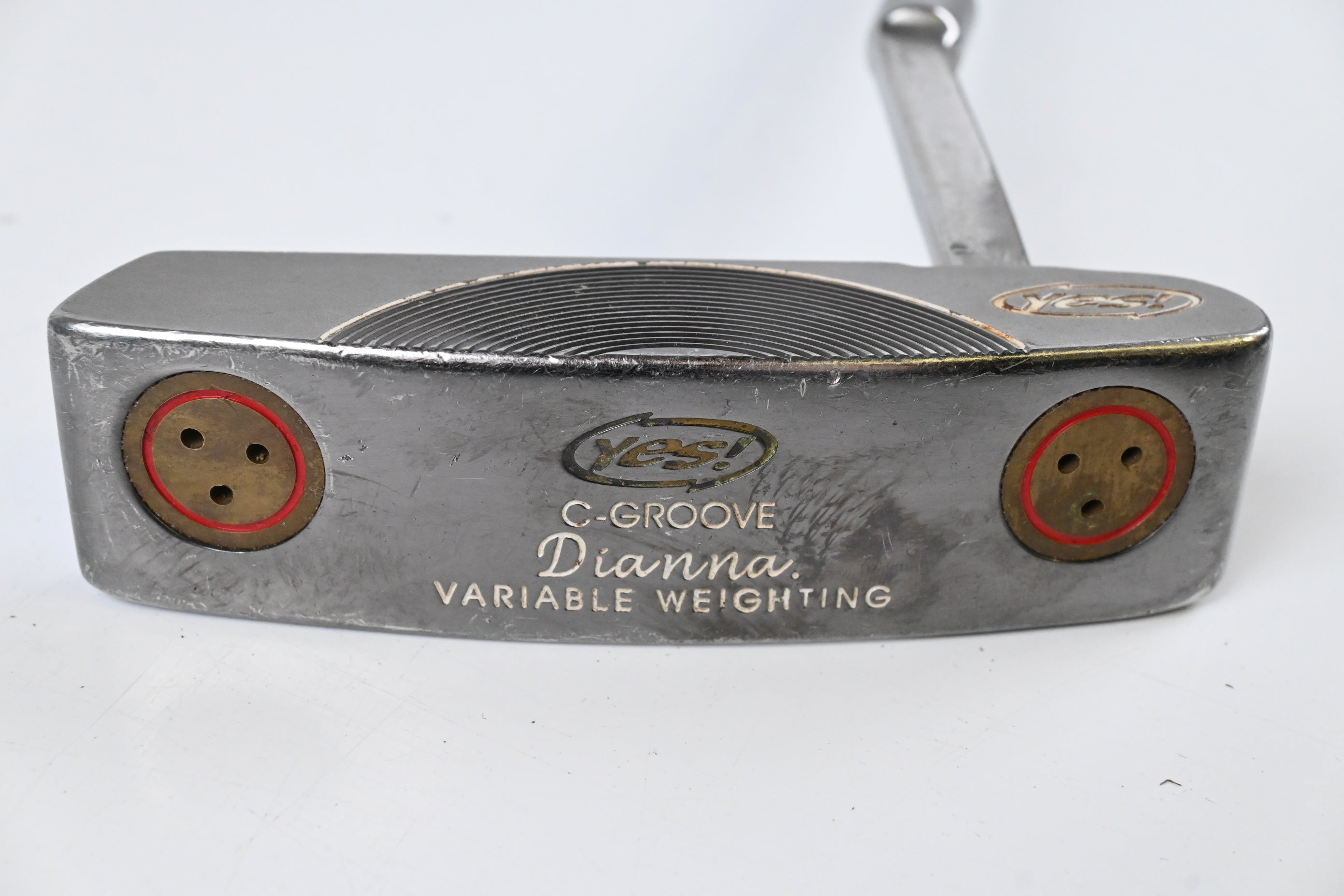 Yes! C-Groove Dianna Putter / 34 Inch
