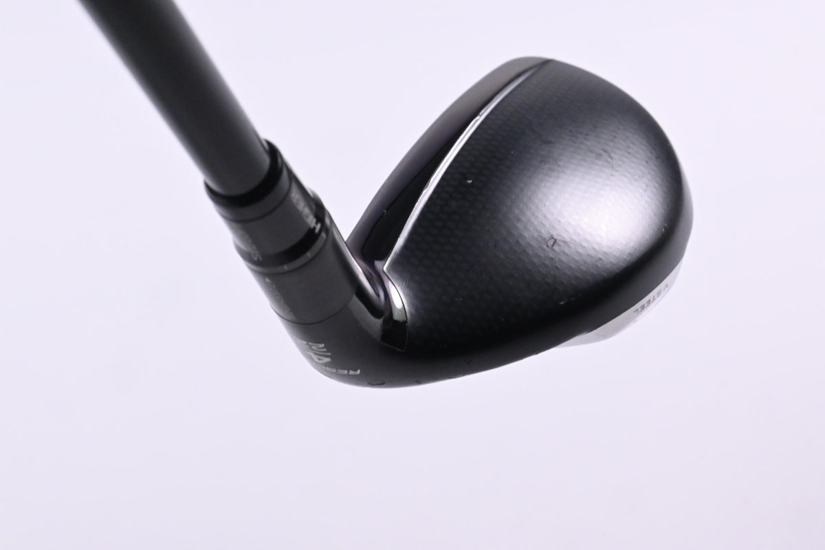 Taylormade Stealth Plus #4 Hybrid / 22 Degree / Regular Flex HZRDUS RDX Smoke 70