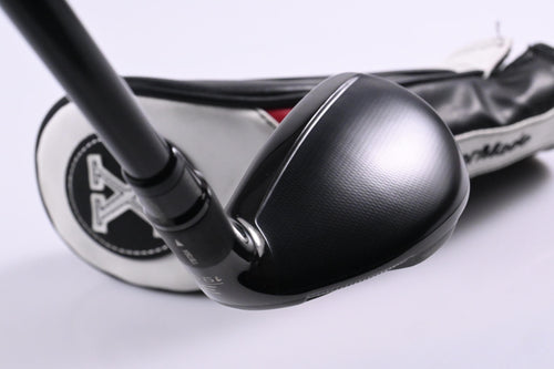 Taylormade SIM2 #3 Hybrid / 19.5 Degree / Stiff Flex Diamana Limited 75 Shaft