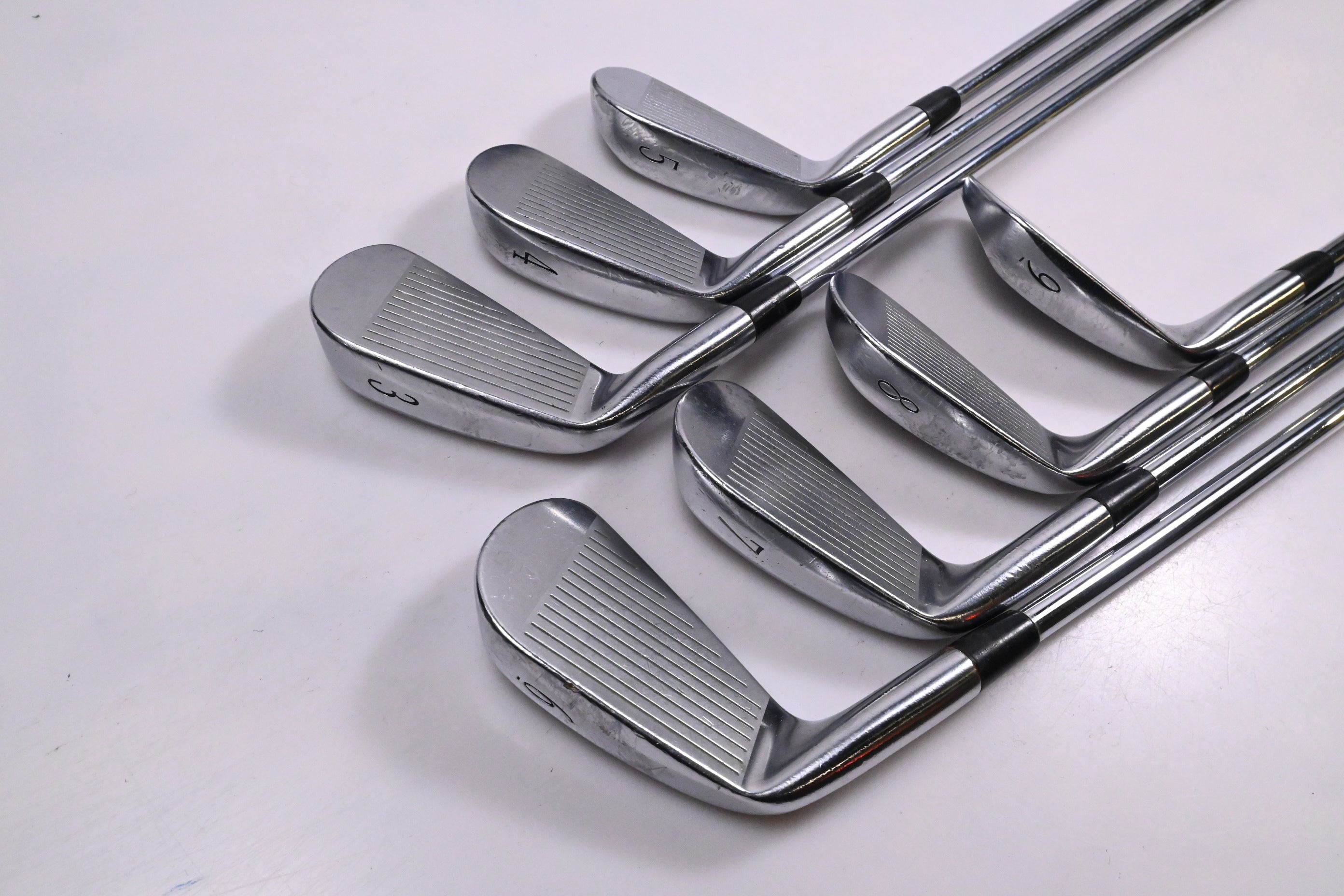 Mizuno MX-23 Irons / 3-9i / Regular Flex Dynamic Gold Lite R300 Shafts