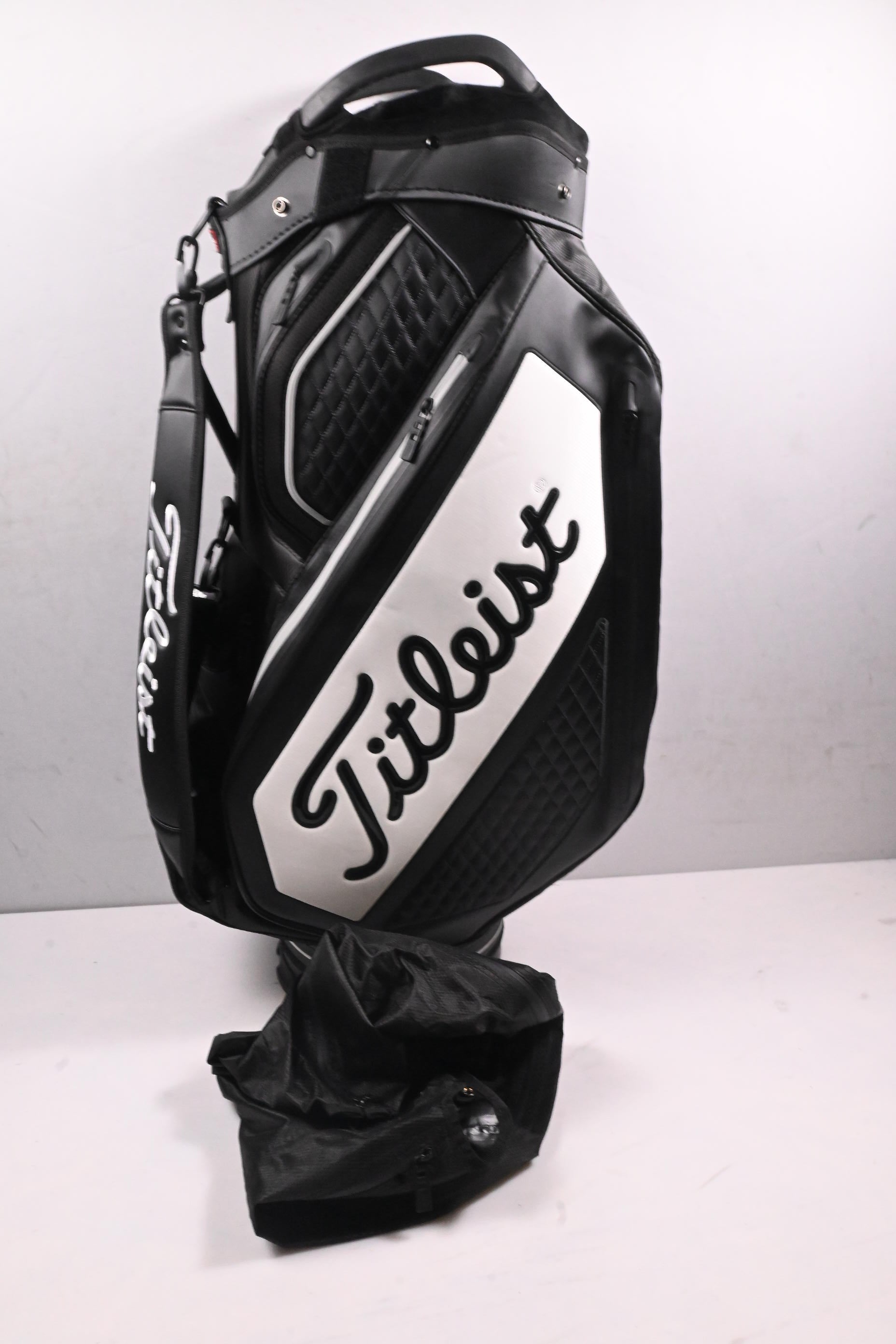 Titleist StaDry Tour Bag / 14-Way Divider / Black, White
