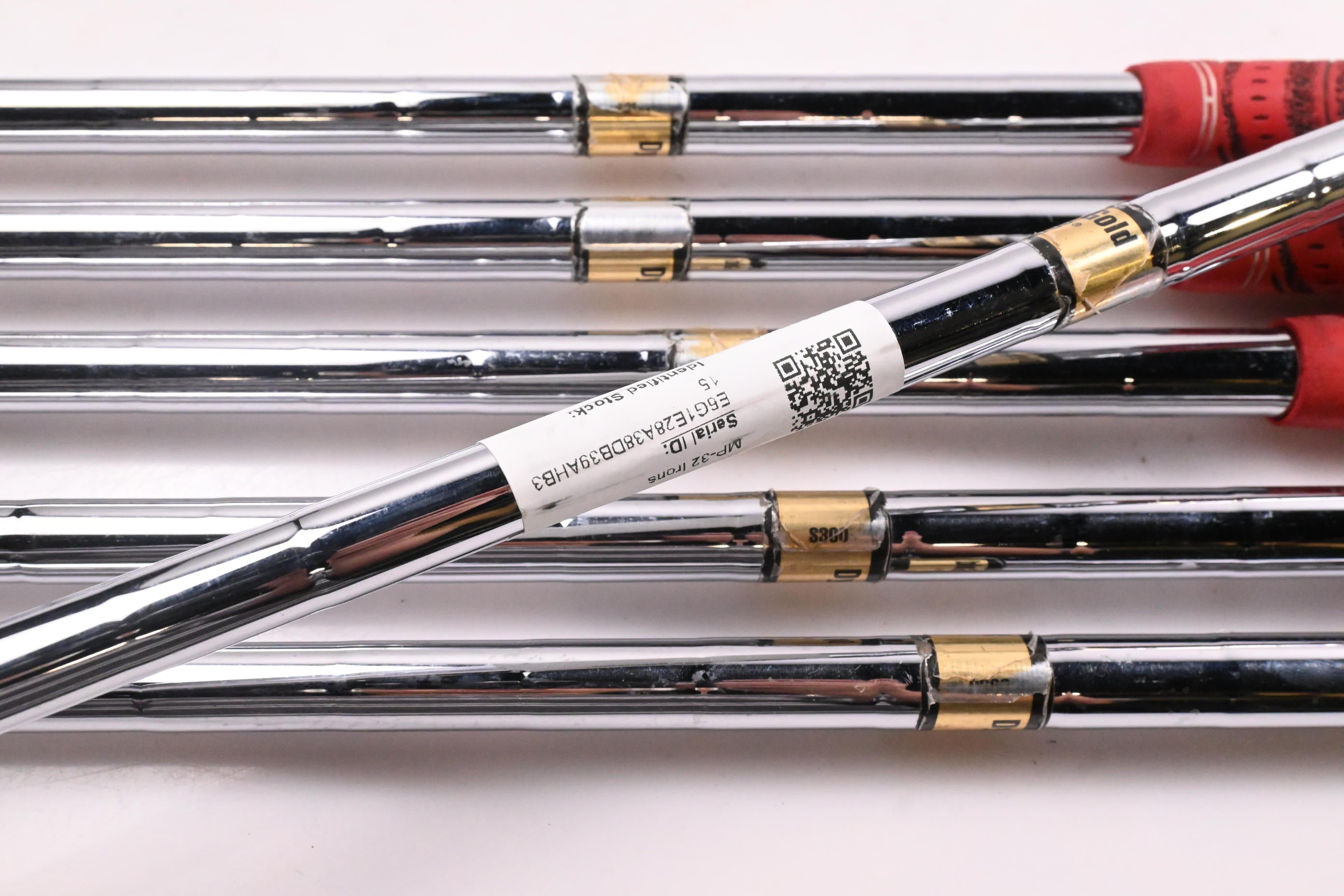 Mizuno MP-32 Irons / 5-PW / Stiff Flex Dynamic Gold Lite S300 Shafts