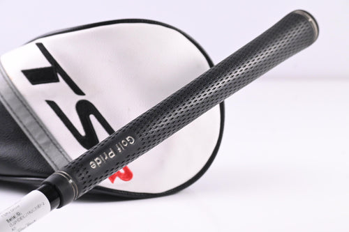 Titleist TSR2 Driver / 11 Degree / Regular Flex HZRDUS Smoke RDX 60 Shaft
