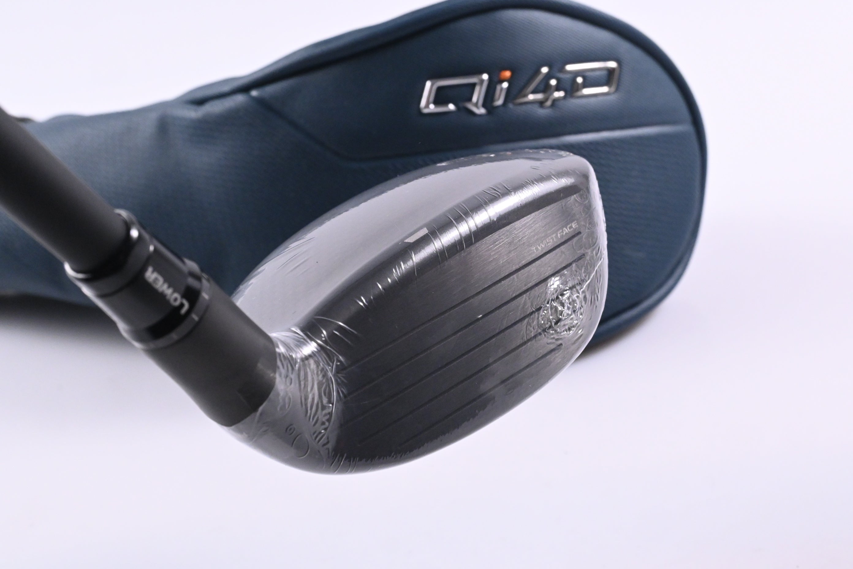 Left Hand Taylormade Qi4D Max Lite #4 Hybrid / 22 Degree / Regular Flex Reax 65