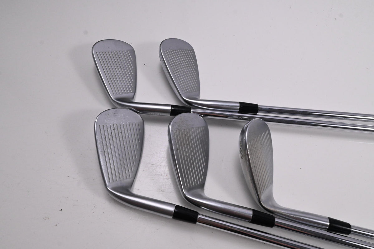 Mizuno JPX 919 Hot Metal Irons / 7-PW+SW / Regular Flex XP 95 R300 Shafts