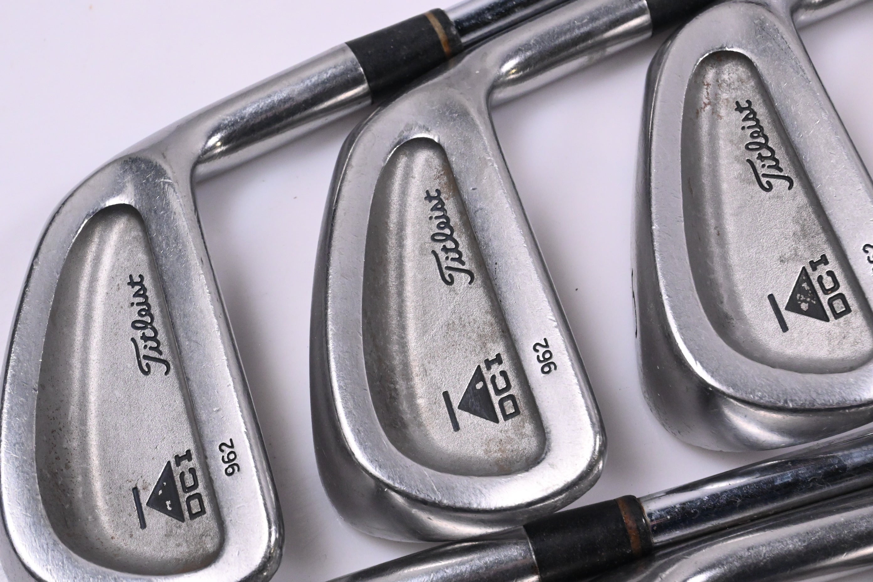 Titleist DCI 962 Irons / 3-PW / Regular Flex Dynamic Gold R300 Shafts