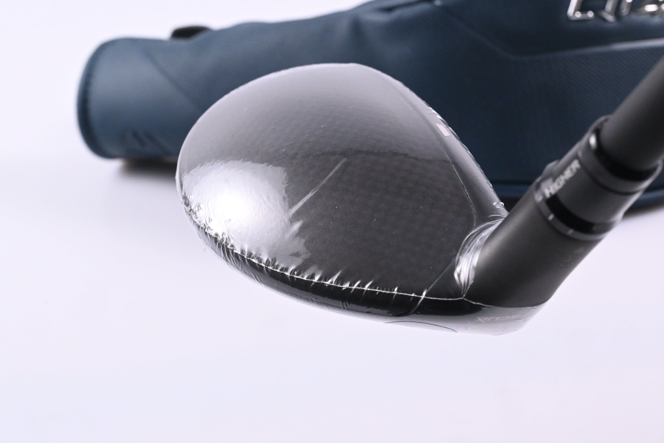 Left Hand Taylormade Qi4D Max Lite #4 Hybrid / 22 Degree / Regular Flex Reax 65