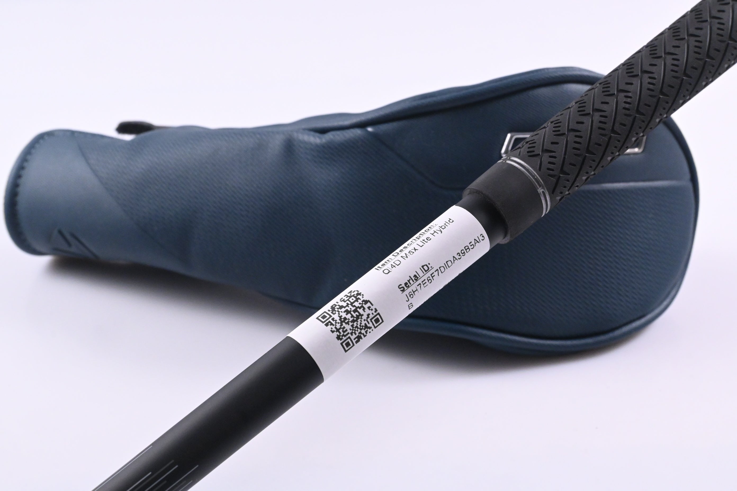 Left Hand Taylormade Qi4D Max Lite #4 Hybrid / 22 Degree / Regular Flex Reax 65