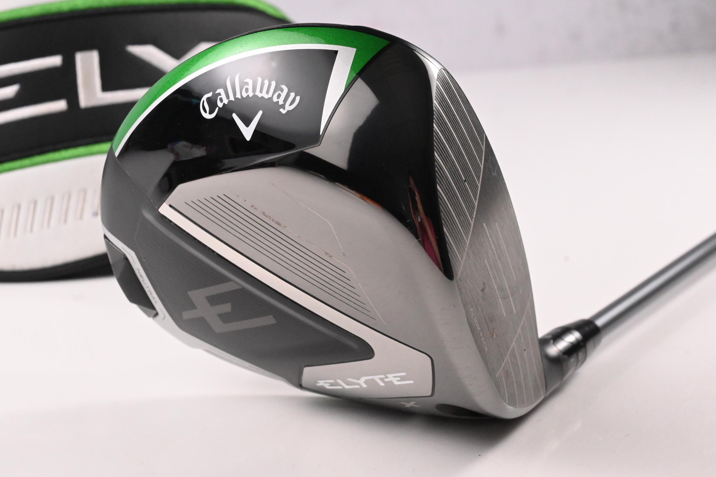 Callaway Elyte X Driver / 10.5 Degree / Regular Flex Denali Charcoal 50 Shaft