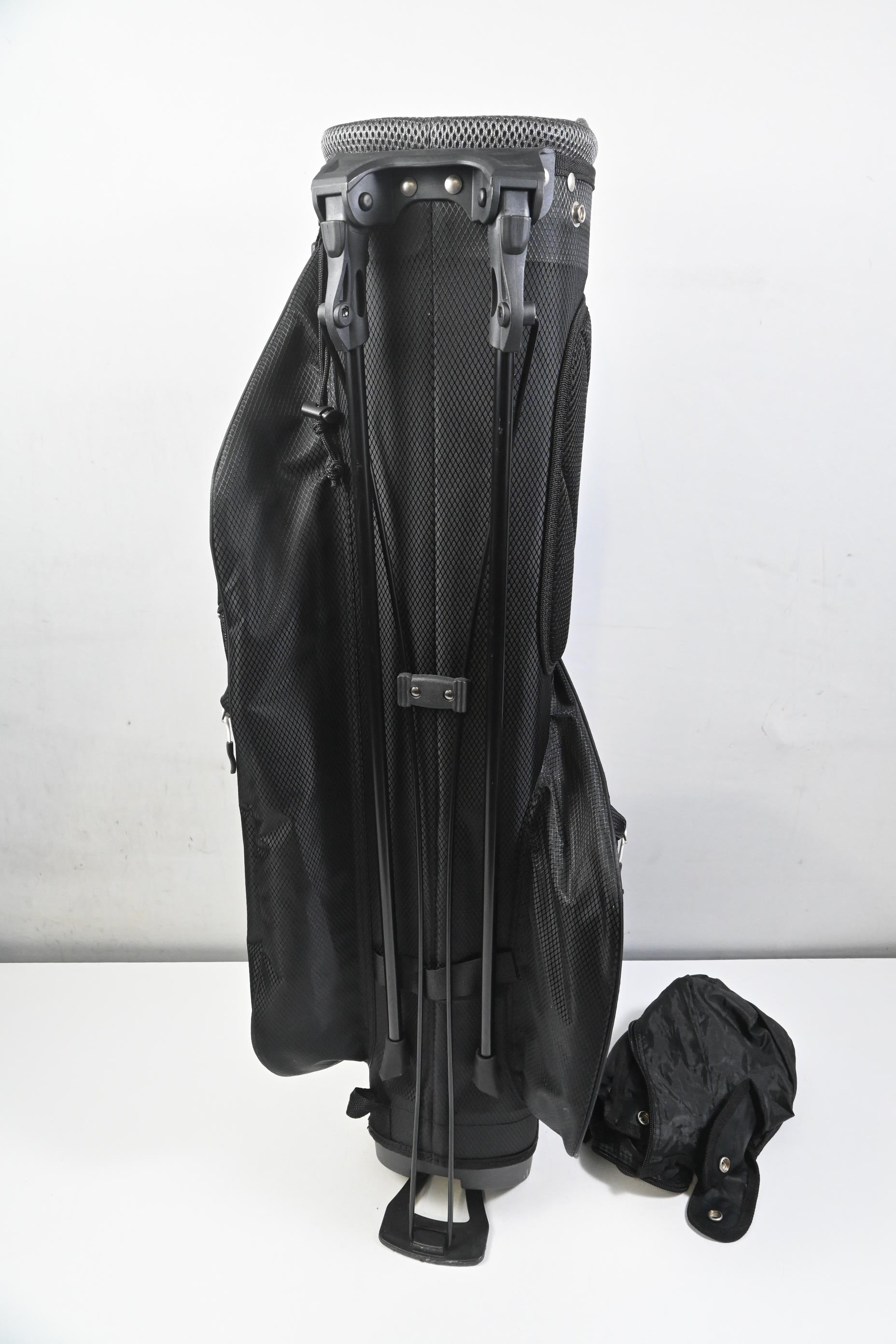 Fazer 2.5 Stand Bag / 4-Way Divider / Black