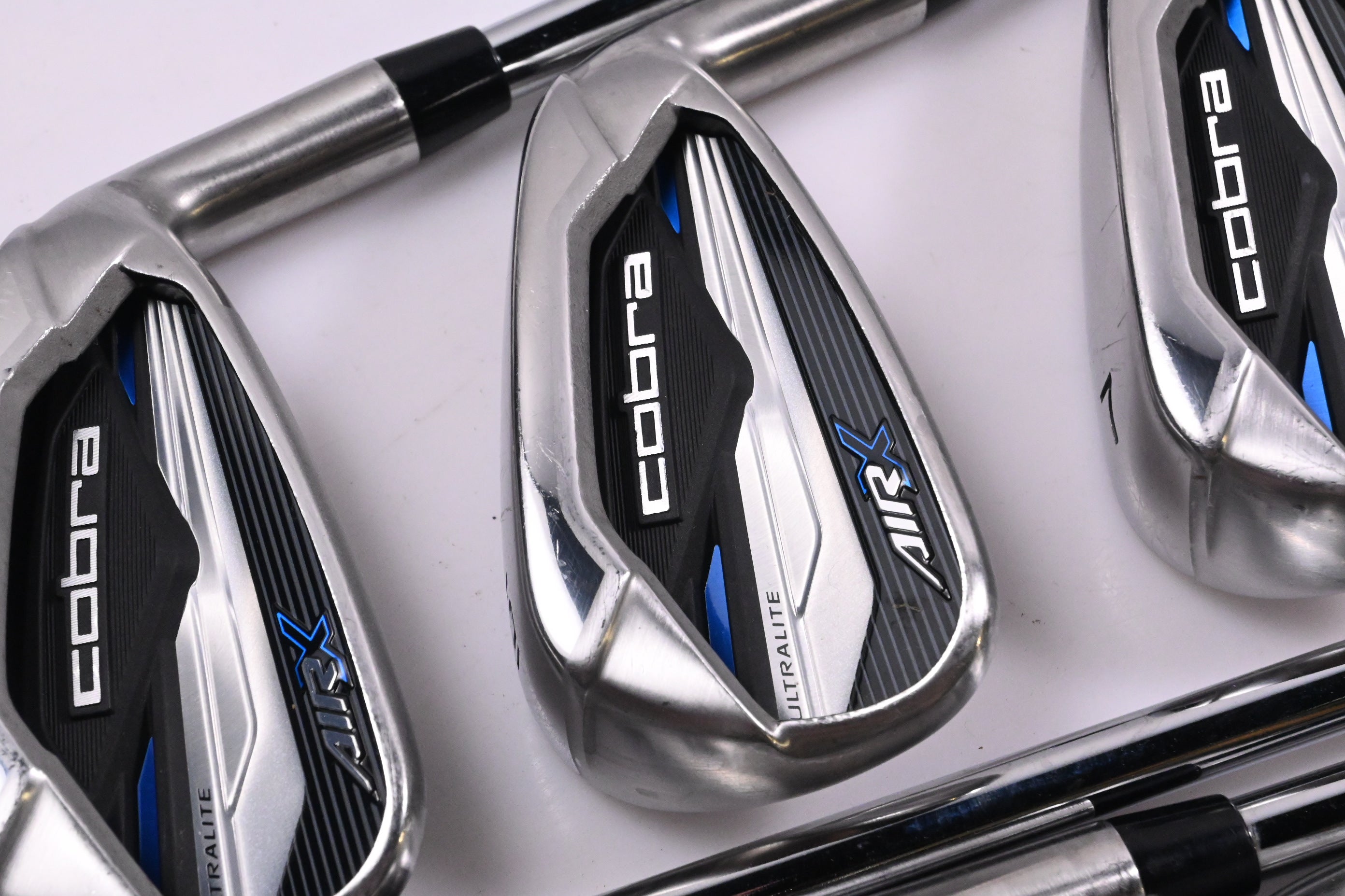 Cobra Air-X Irons / 5-PW+GW / Regular Flex Cobra Shafts