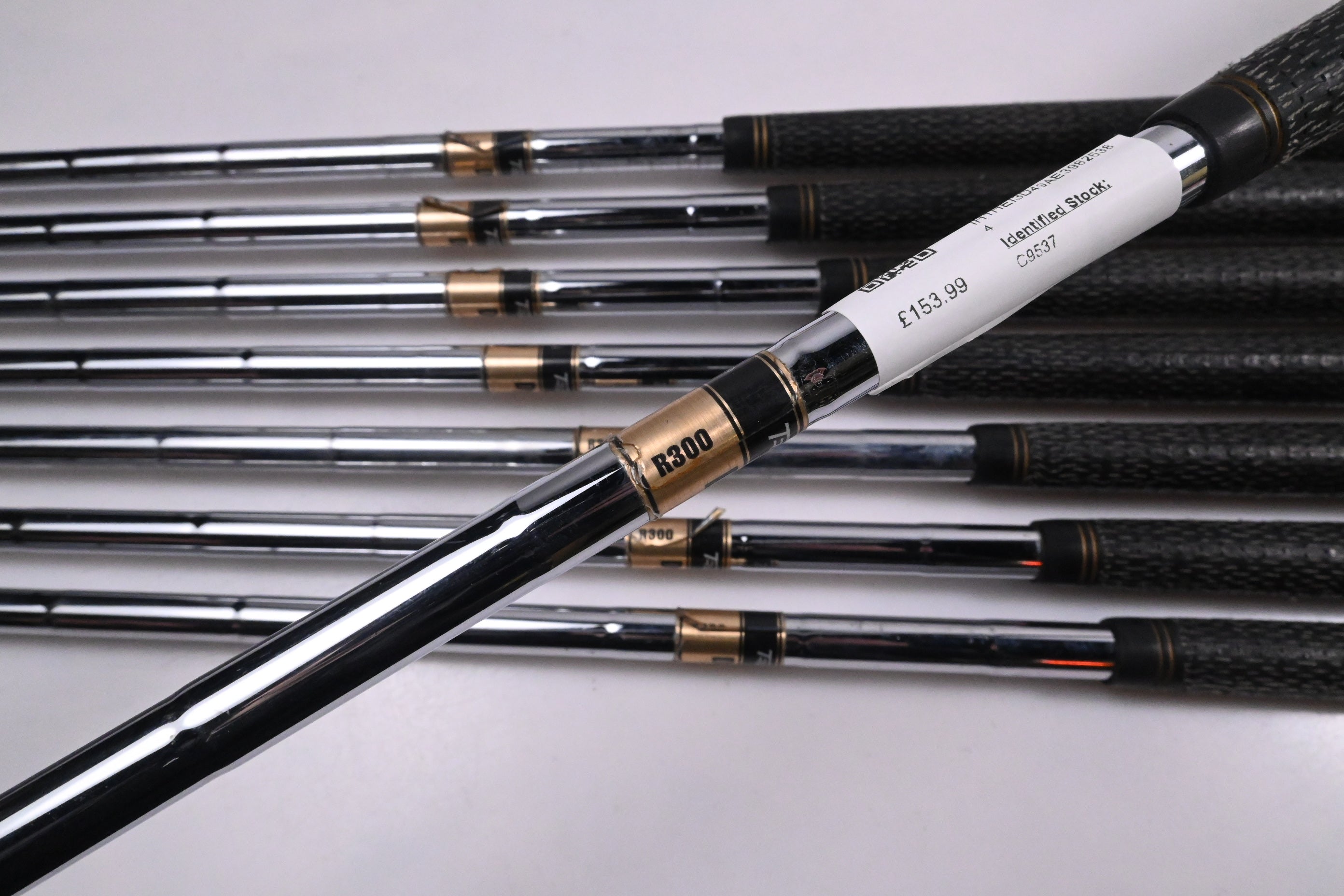 Mizuno MP-30 Irons / 3-PW / Regular Flex Dynamic Gold R300 Shafts