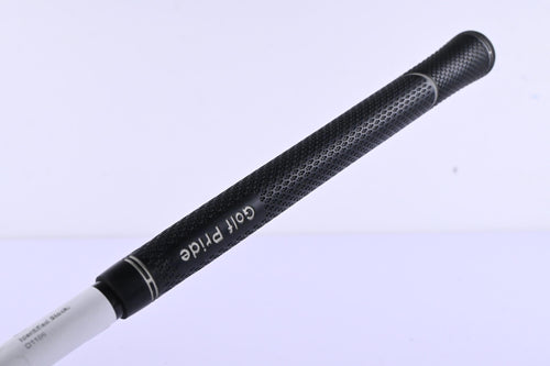Taylormade R11 Driver / 9 Degree / Regular Flex Fujikura Blur 60 Shaft