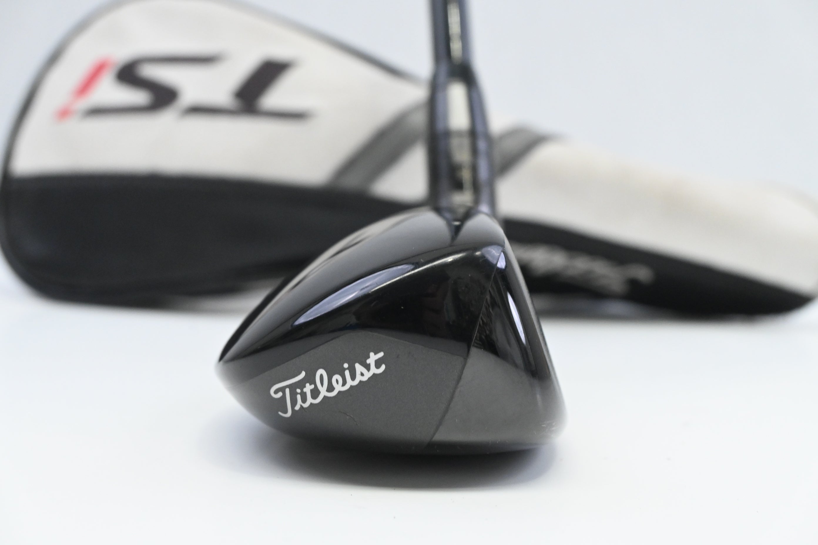 Titleist TSi3 #3 Hybrid / 20 Degree / Stiff Flex HZRDUS Smoke Black RDX 80 Shaft