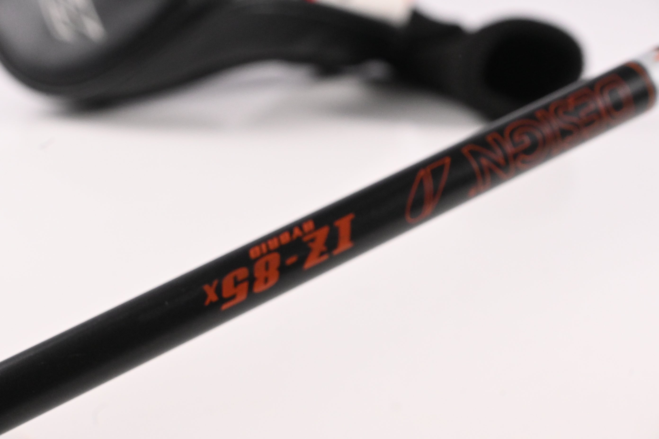 Srixon ZX #2 Hybrid / 16 Degree / X-Flex Graphite Design Tour AD IZ-85 Shaft