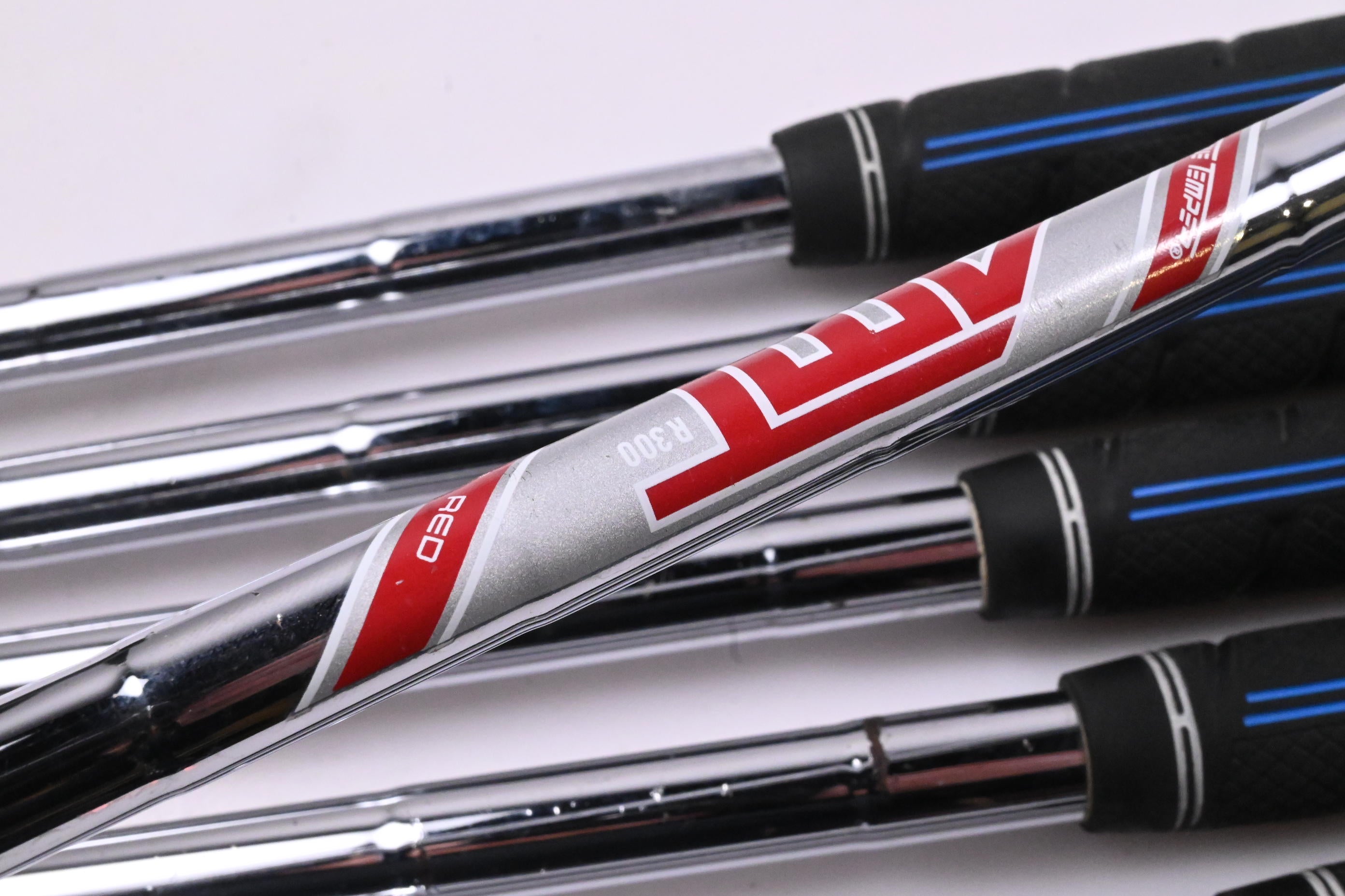 Titleist 718 AP2 Irons / 5-PW+50° / Regular Flex AMT Red R300 Shafts