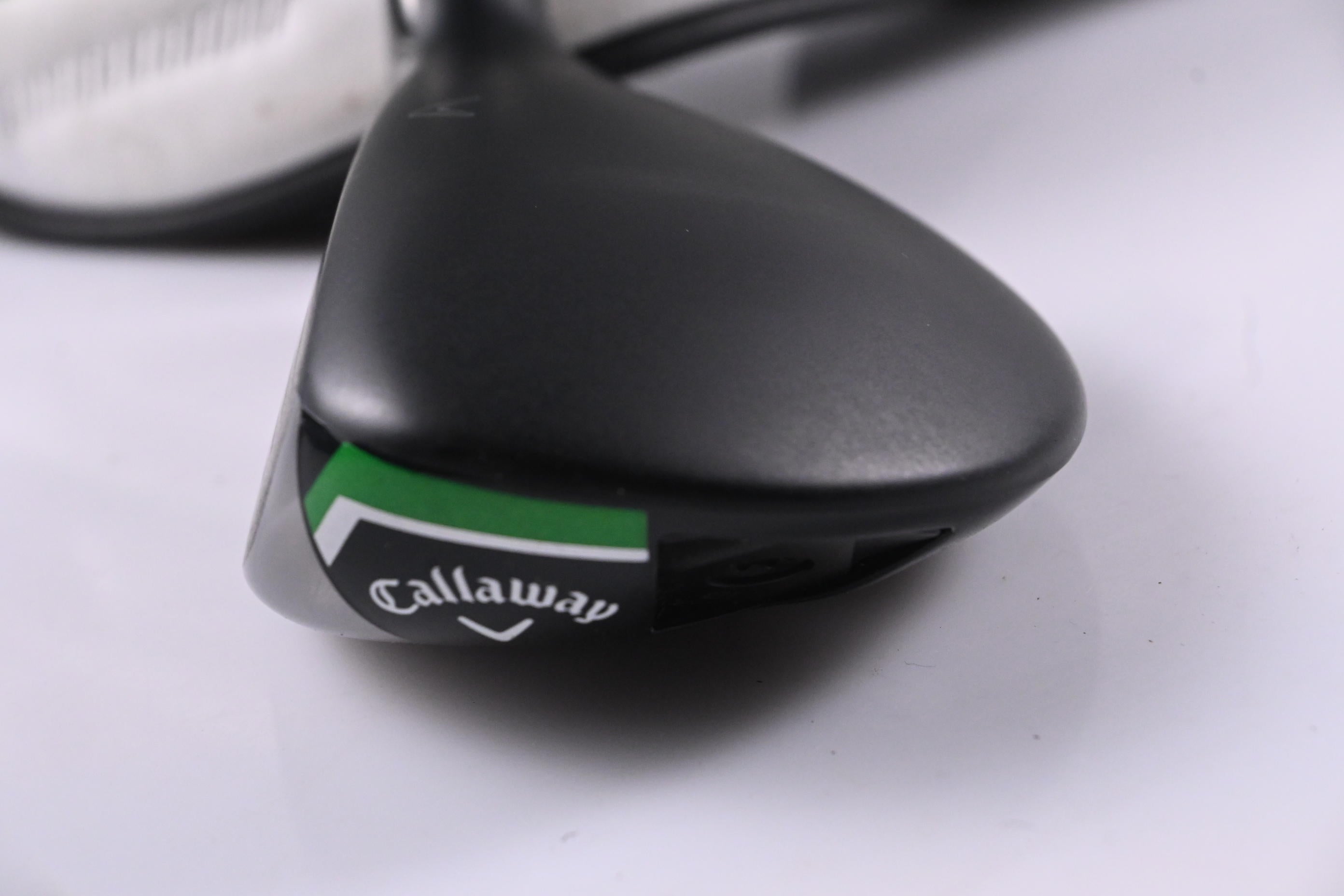 Left Hand Callaway Elyte X #4 Hybrid / 22 Degree / Senior Flex Vanquish 5 Shaft