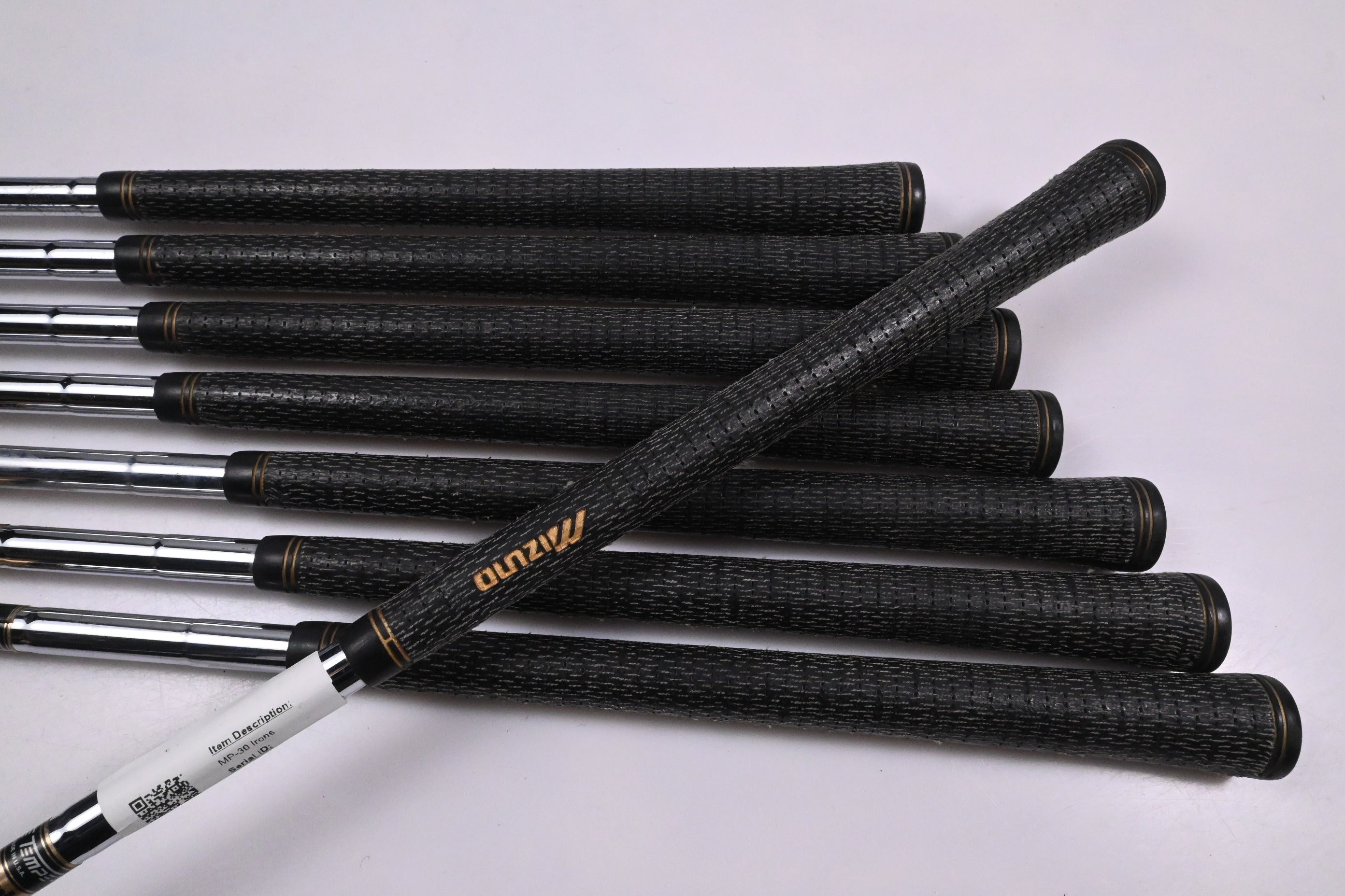 Mizuno MP-30 Irons / 3-PW / Regular Flex Dynamic Gold R300 Shafts