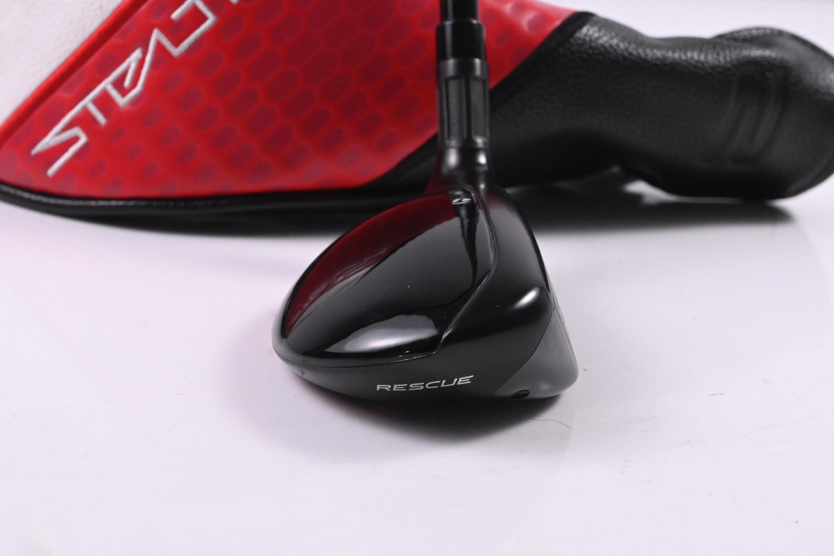 Taylormade Stealth 2 #4 Hybrid / 22 Degree / Regular Flex Ventus TR Red 6 Shaft