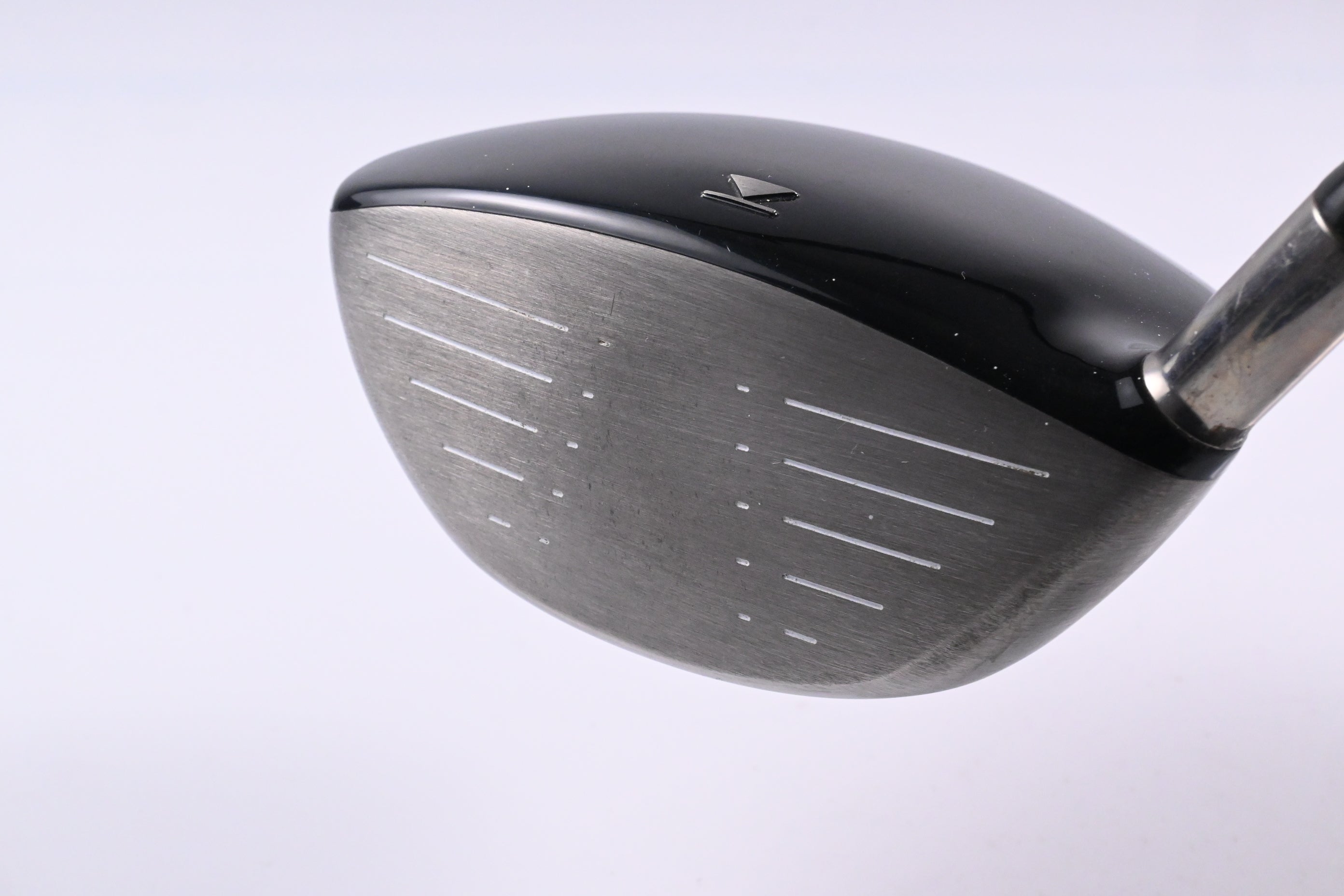 Titleist 907 D1 Driver / 8.5 Degree / Regular Flex Diamana 65 Blue 60 Shaft