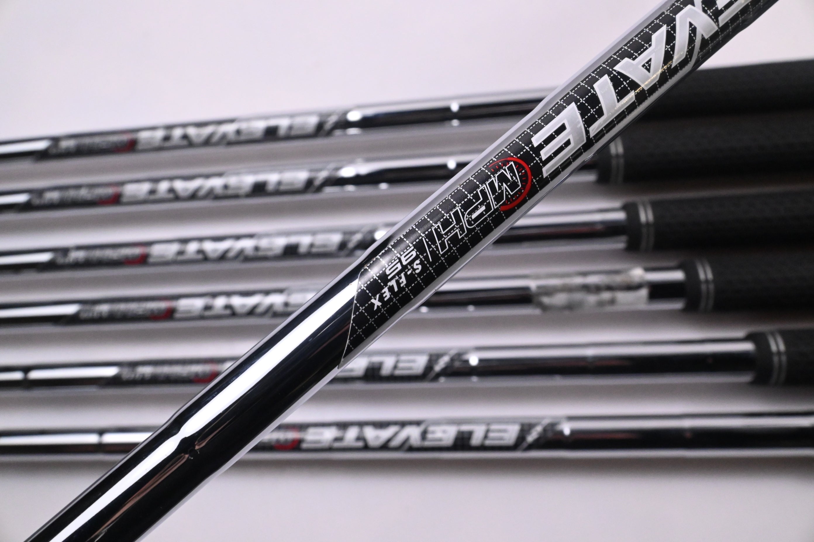 Callaway Paradym Ai Smoke Irons / 5-PW+GW / Stiff Flex Elevate MPH 95 Shafts