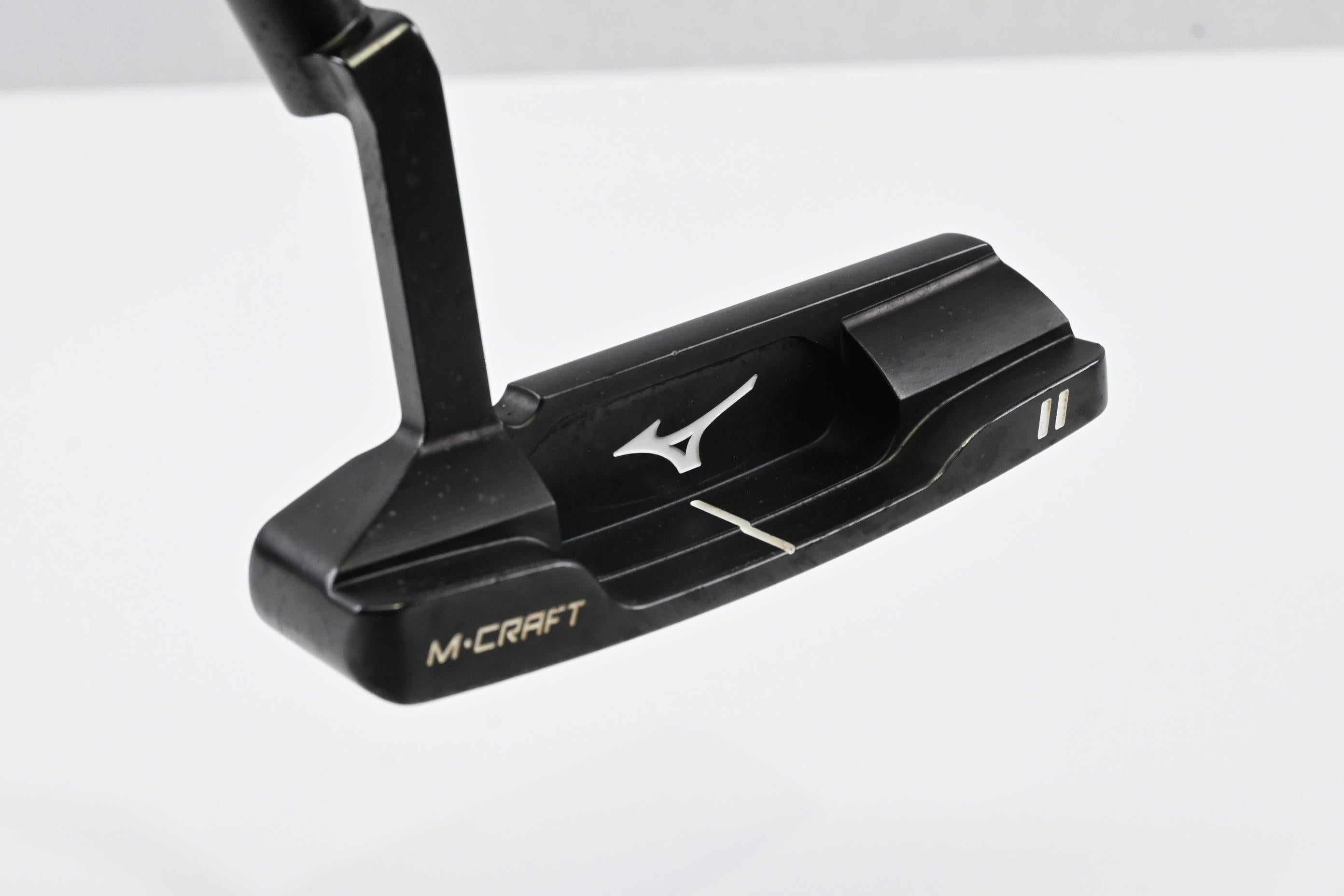Mizuno M-Craft Black Ion II Putter / 34 Inch