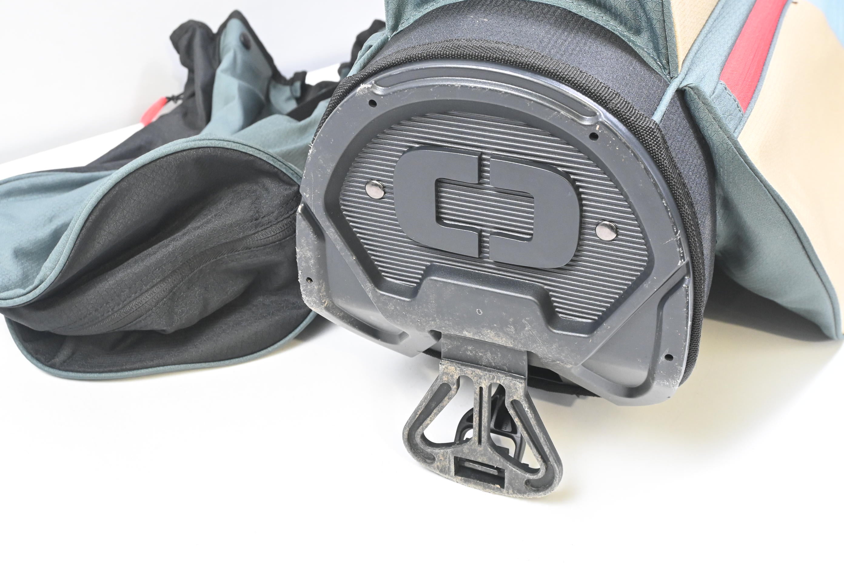 Ogio Fuse Stand Bag / 4-Way Divider / Grey, Beige & Red