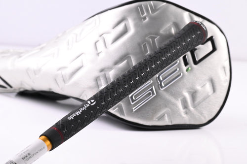 Taylormade Qi35 Driver / 10.5 Degree / Stiff Flex Speeder 6 Shaft