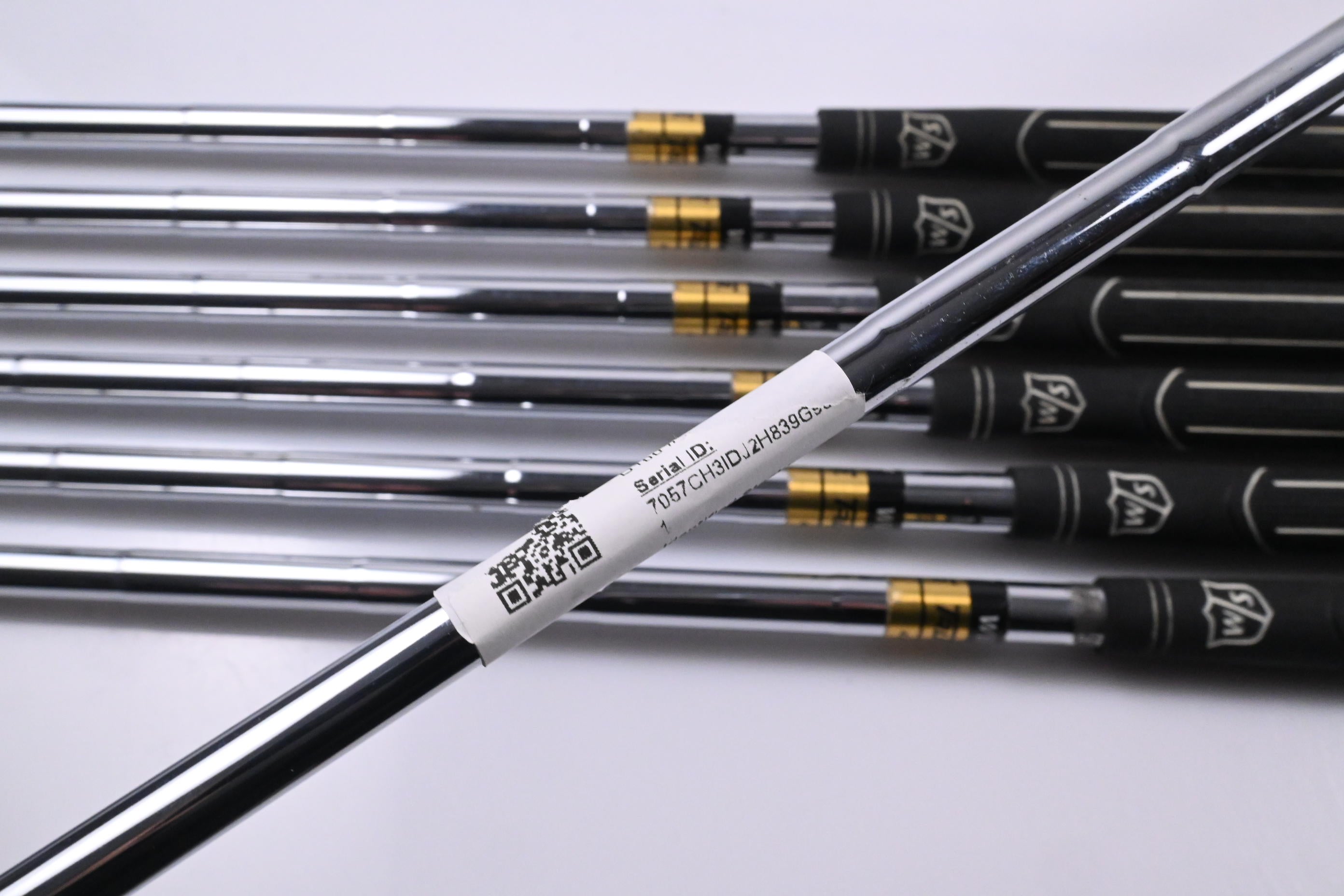 Wilson D100 Irons / 5-PW+SW / UniFlex True Temper Shafts