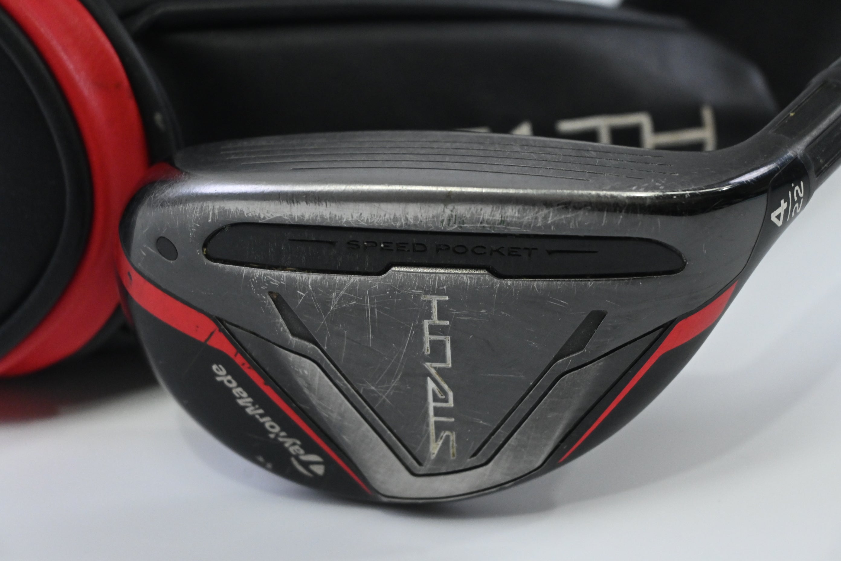 Taylormade Stealth #4 Hybrid / 22 Degree / Stiff Flex Fujikura Ventus Red 7
