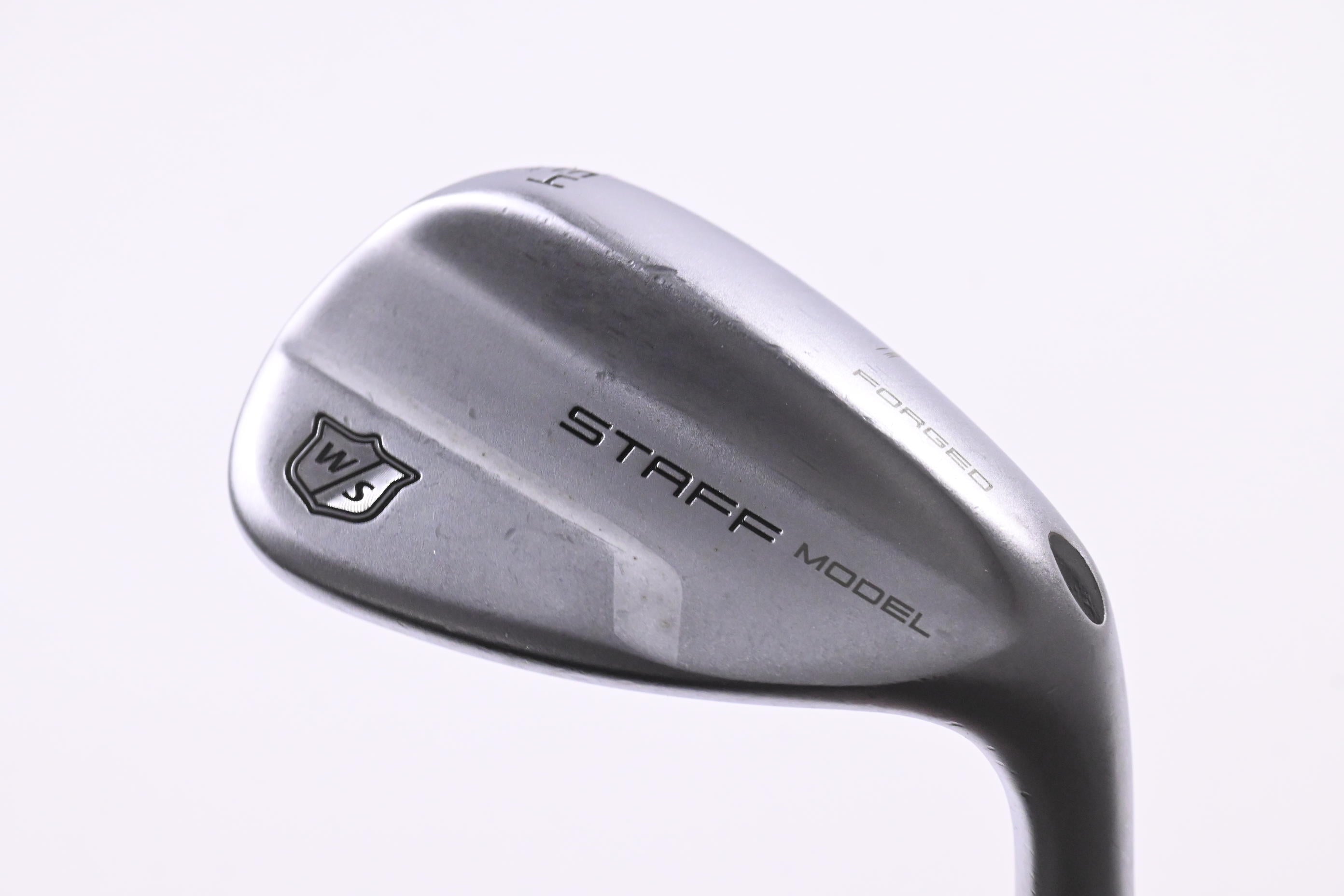 Wilson Staff Model Sand Wedge / 54 Degree / Stiff Flex Dynamic Gold 120 S300
