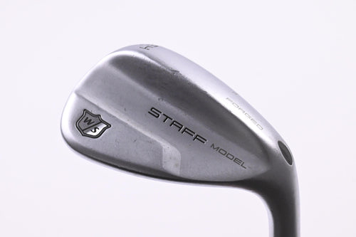 Wilson Staff Model Sand Wedge / 54 Degree / Stiff Flex Dynamic Gold 120 S300