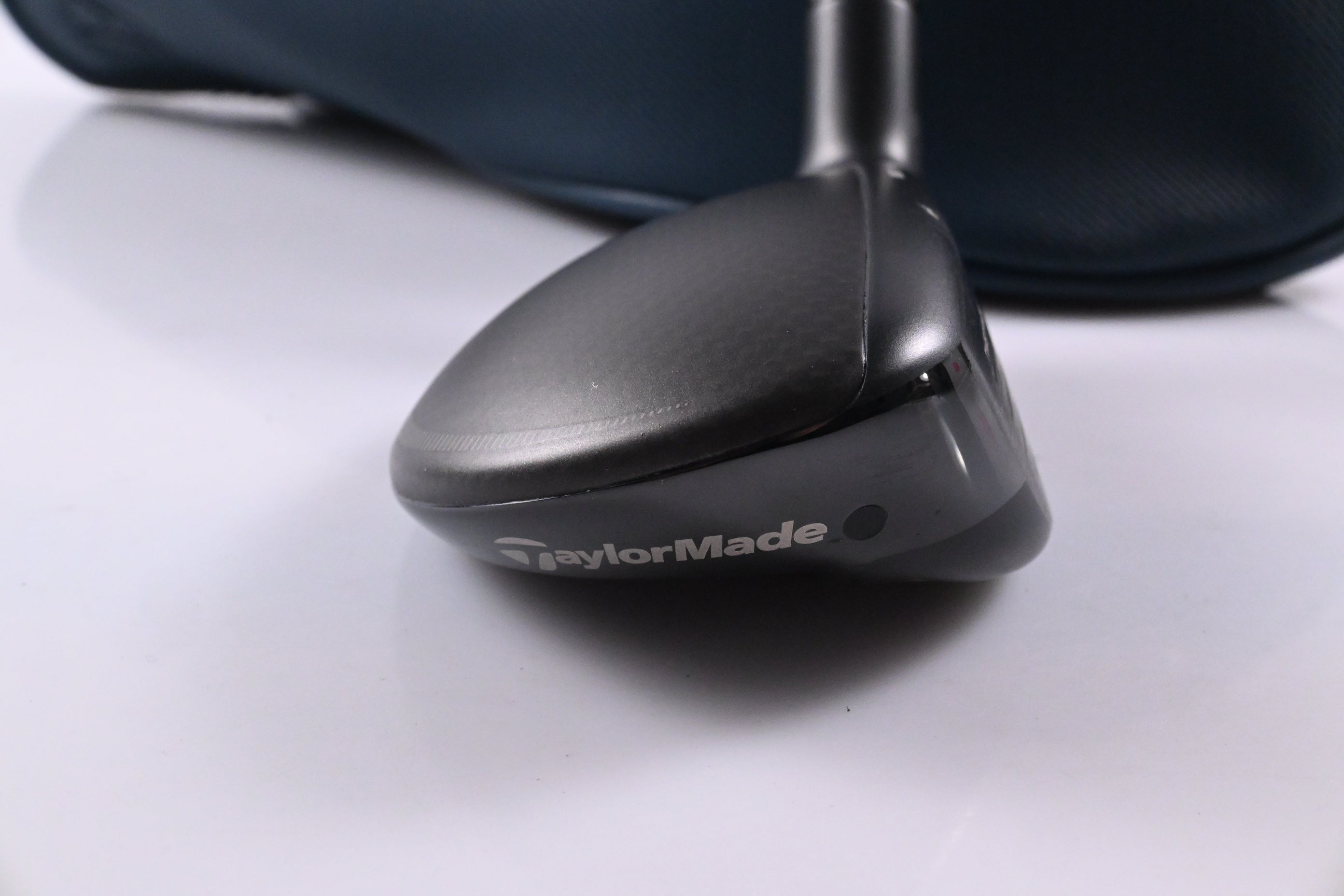 Taylormade Qi4D #4 Hybrid / 22 Degree / Regular Flex Reax 65 Shaft
