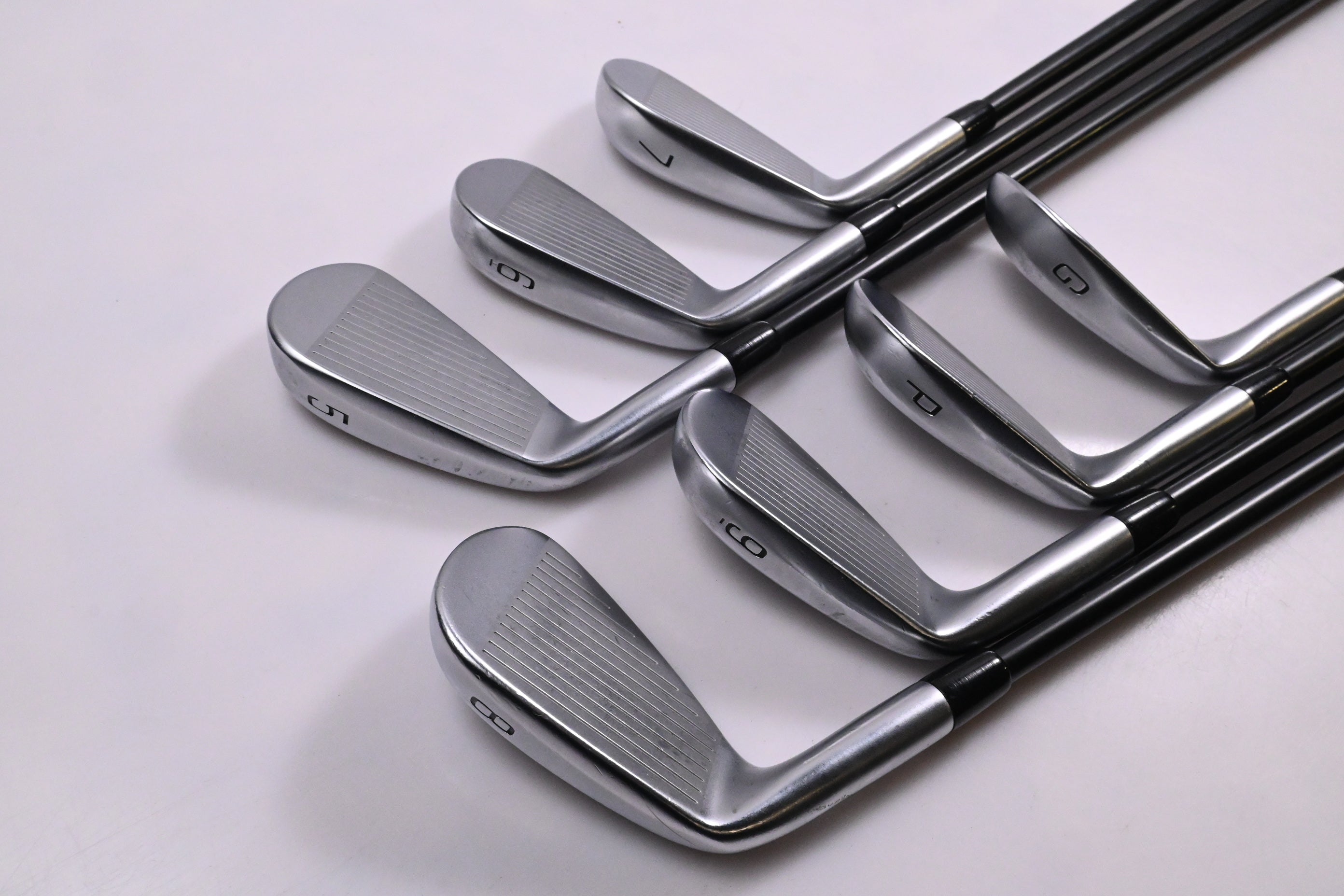Mizuno JPX 925 Forged Irons / 5-PW+GW / Stiff Flex Fujikura Axiom Velocore 105