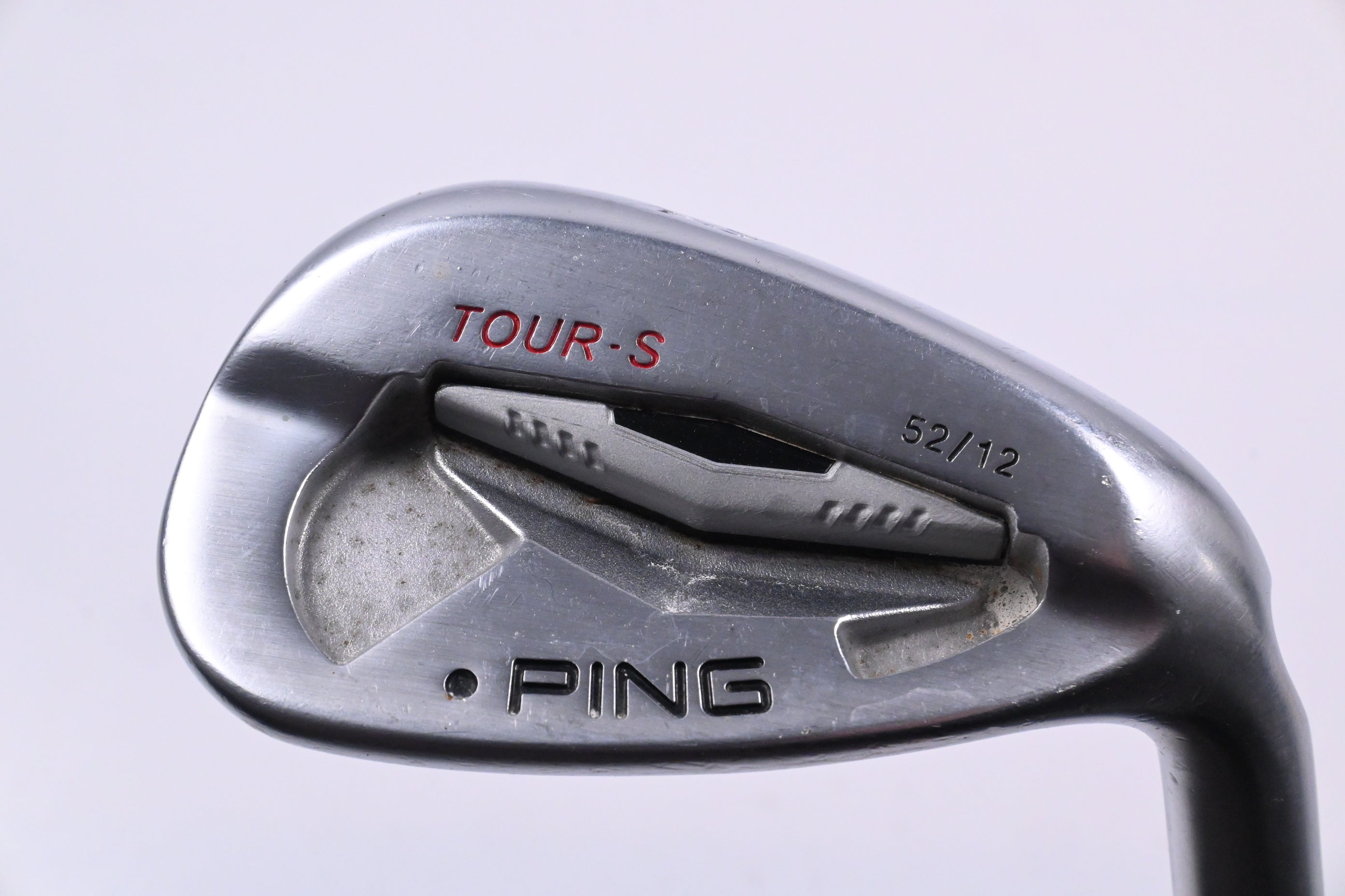 Ping Tour-S Gap Wedge / 52 Degree / Black Dot / Stiff Flex Dynamic Gold Shaft