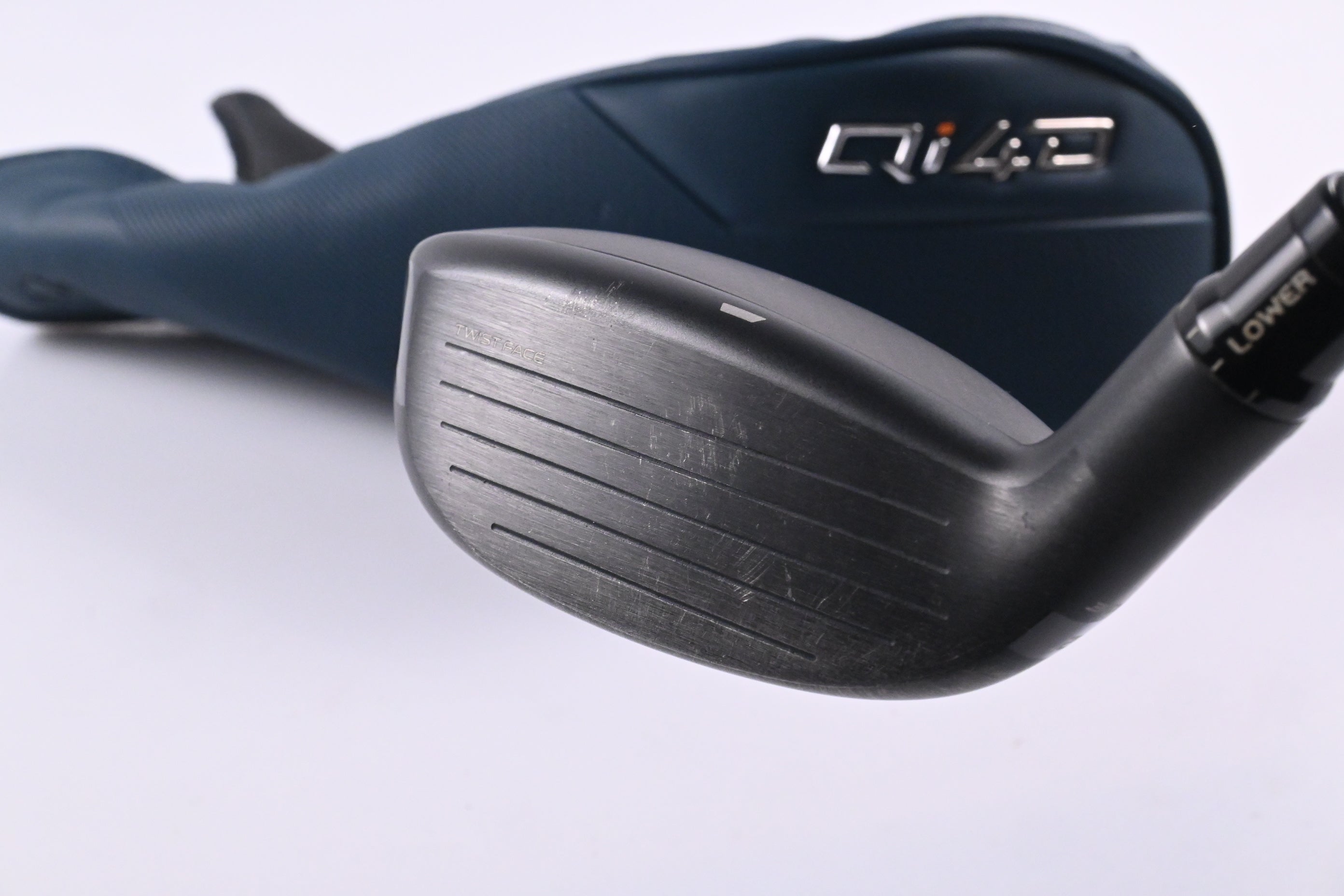 Taylormade Qi4D #4 Hybrid / 22 Degree / Regular Flex Reax 65 Shaft