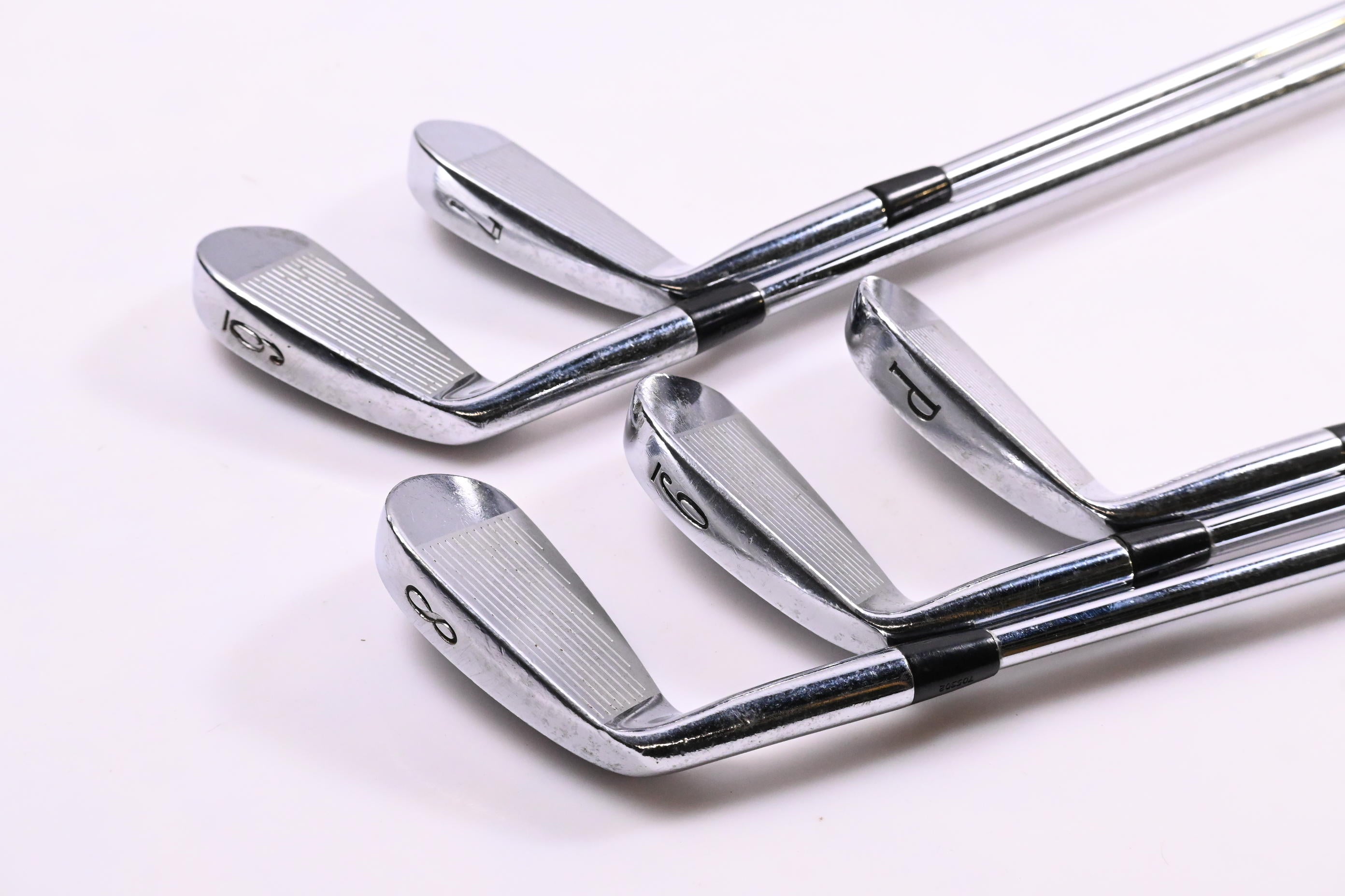 Titleist 690CB Irons / 6-PW / Stiff Flex Dynamic Gold S300 Shafts