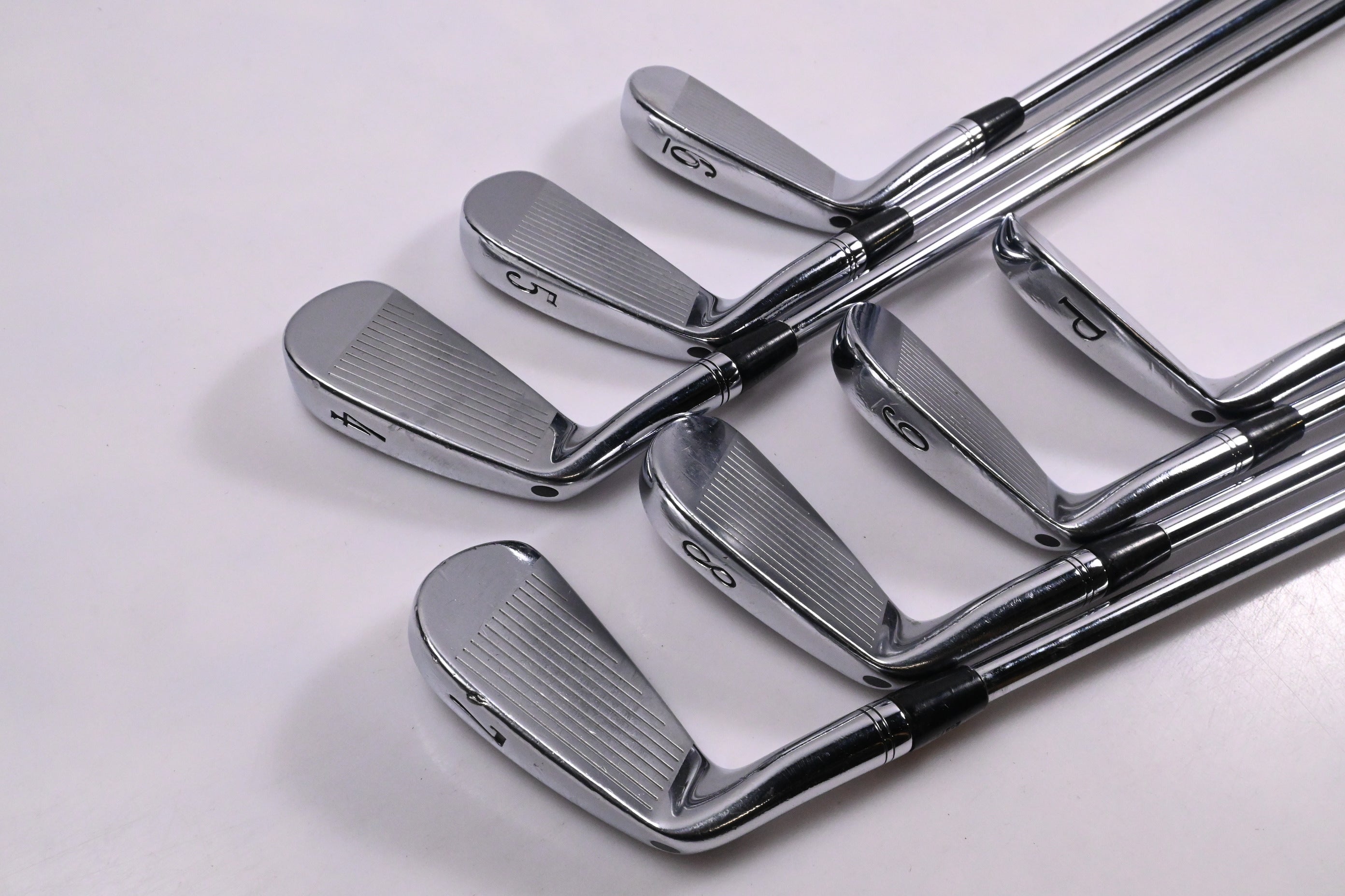 Titleist 735.CM Irons / 4-PW / Stiff Flex Project X Shafts