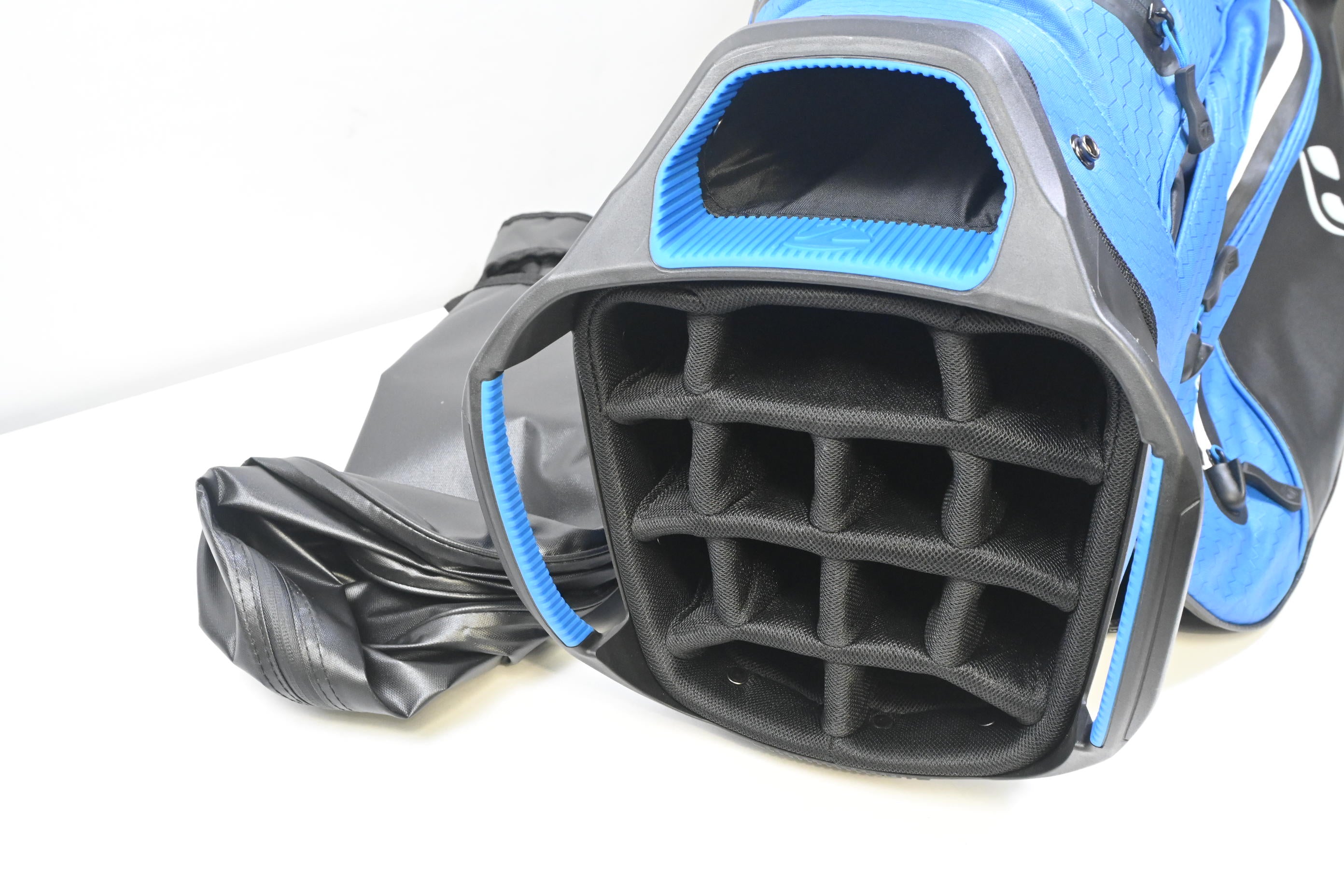 Taylormade Storm Dry Cart Bag / 14-Way Divider / Black, Blue