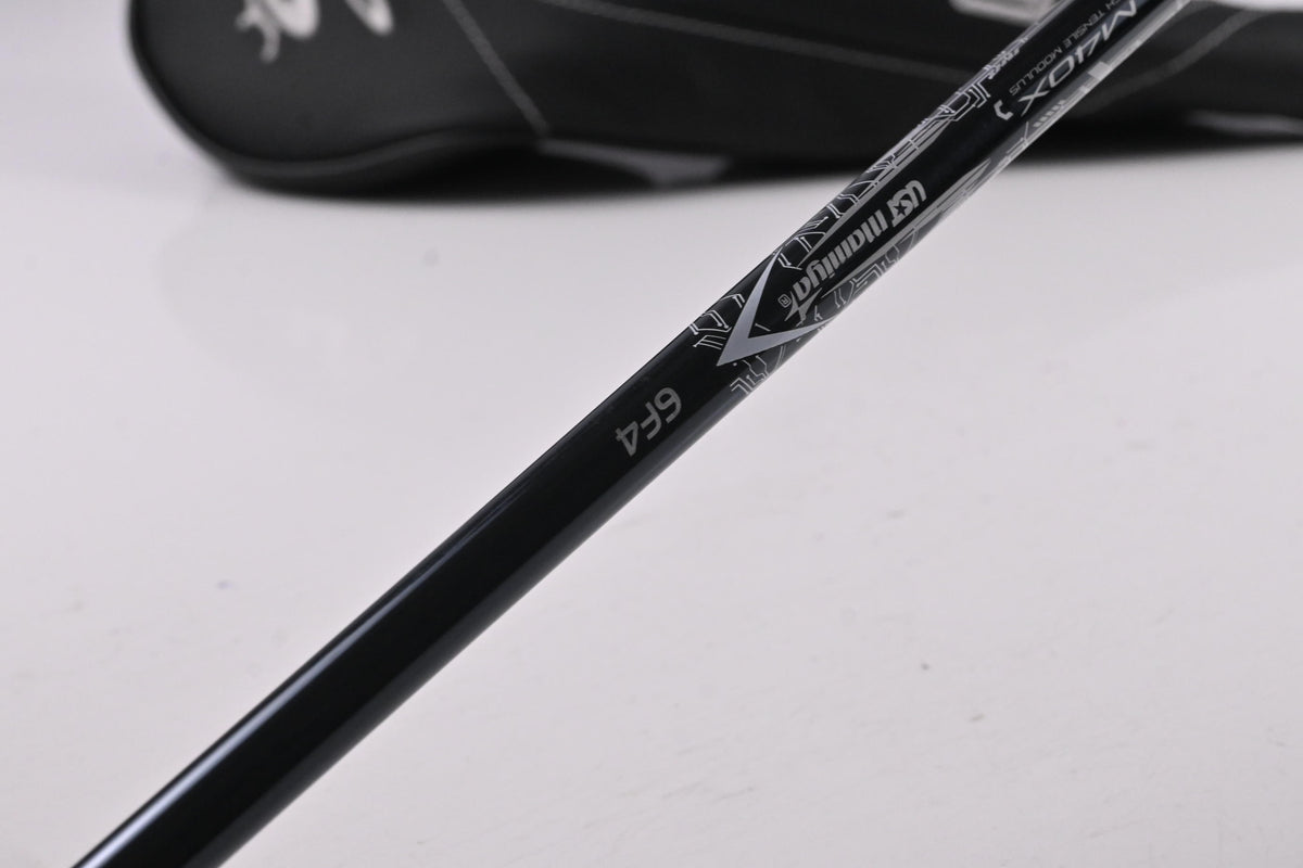 Left Hand Cobra Darkspeed X Driver / 10.5 Degree / Stiff Flex UST LIN-Q Blue 6