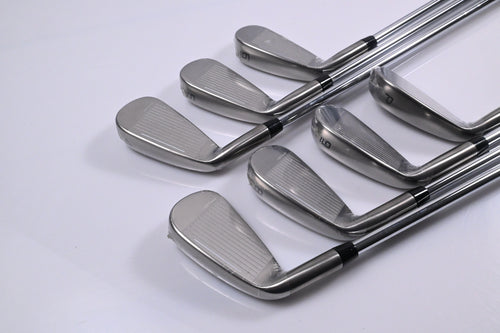 Cobra DS-Adapt Irons / 4-PW / Regular Flex KBS Tour Lite Shafts